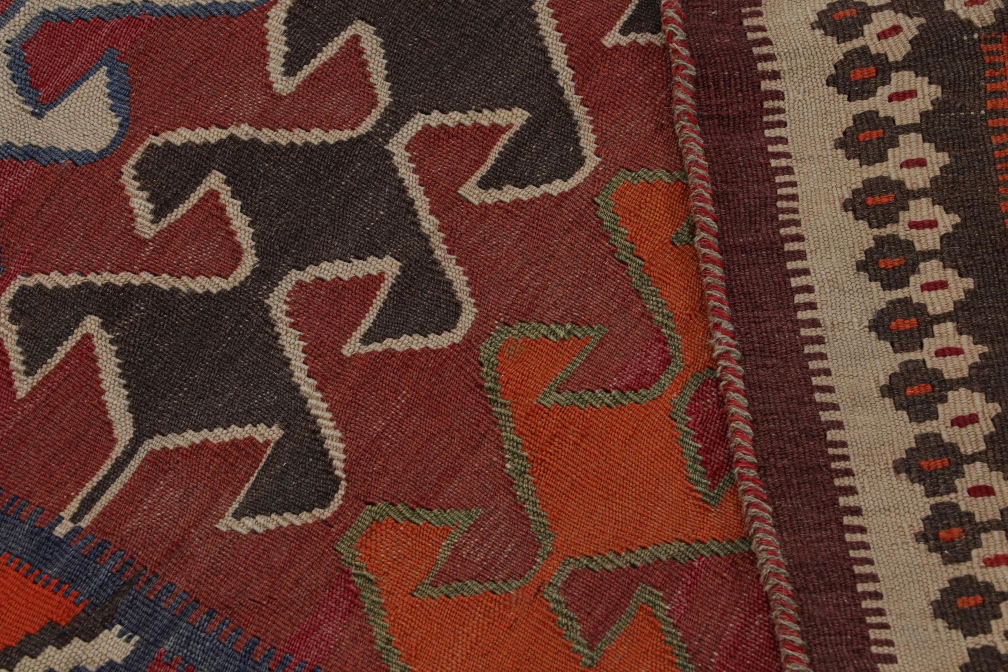 Milieu du XXe siècle Tapis Kilim tribal afghan vintage, avec motifs géométriques, de Rug & Kilim en vente