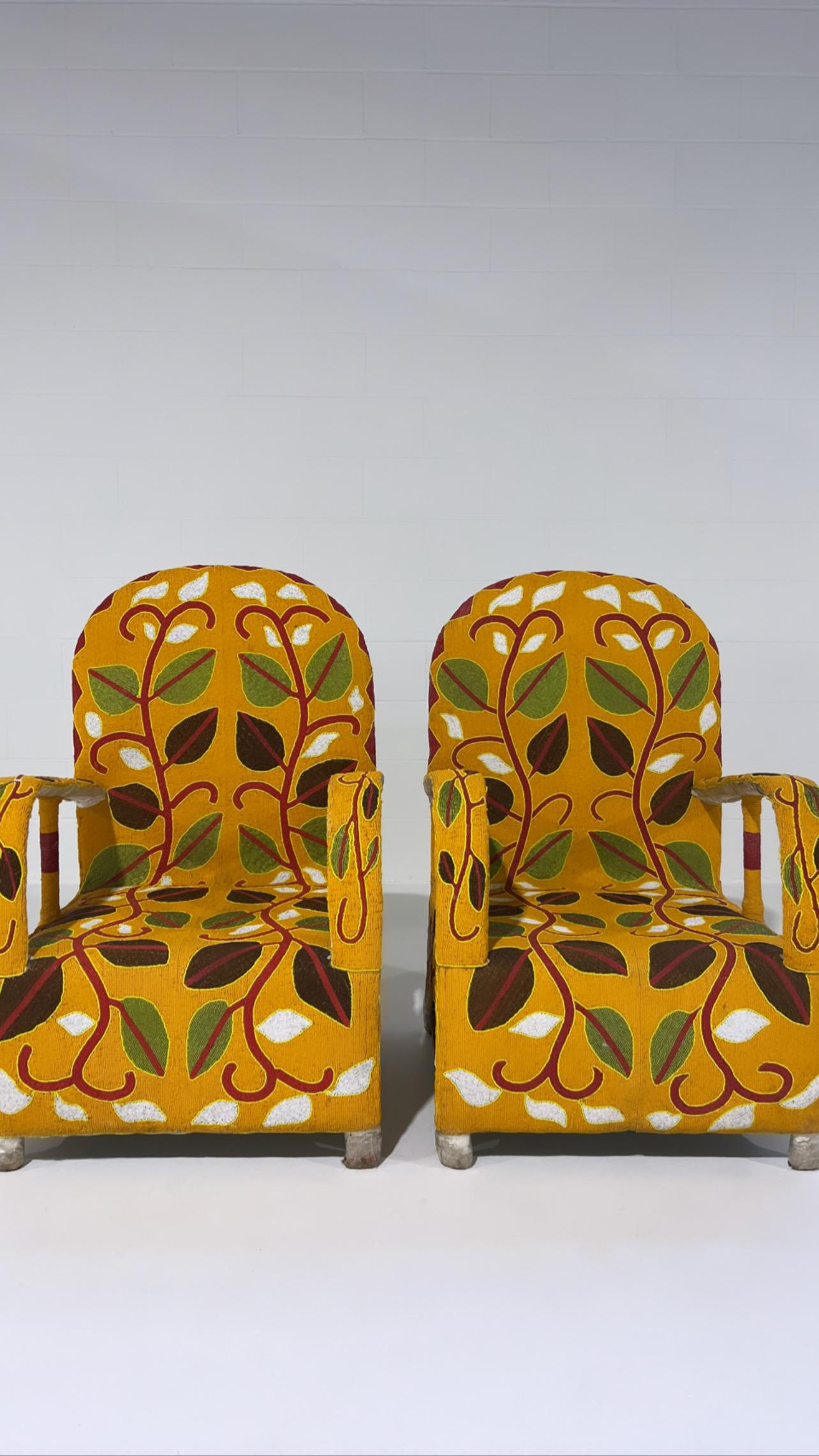 Afrikanischer Yoruba-Stuhl mit Perlen, mehrfarbig, 1 Stuhl verfügbar (Nigerianisch)