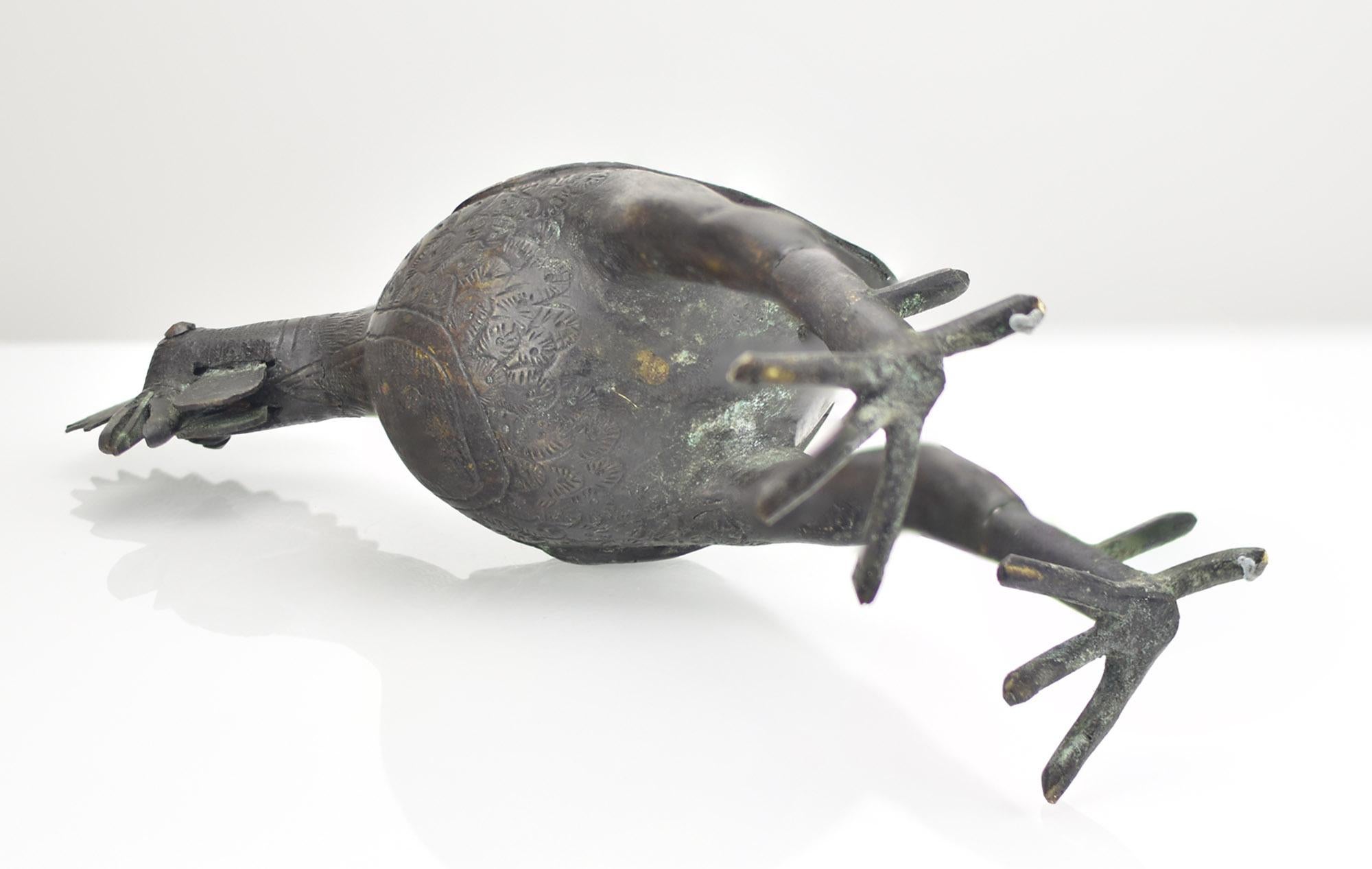 Milieu du XXe siècle Figurine de coq africaine en bronze Ife Benin Nigeria Primitive Folk Art en vente