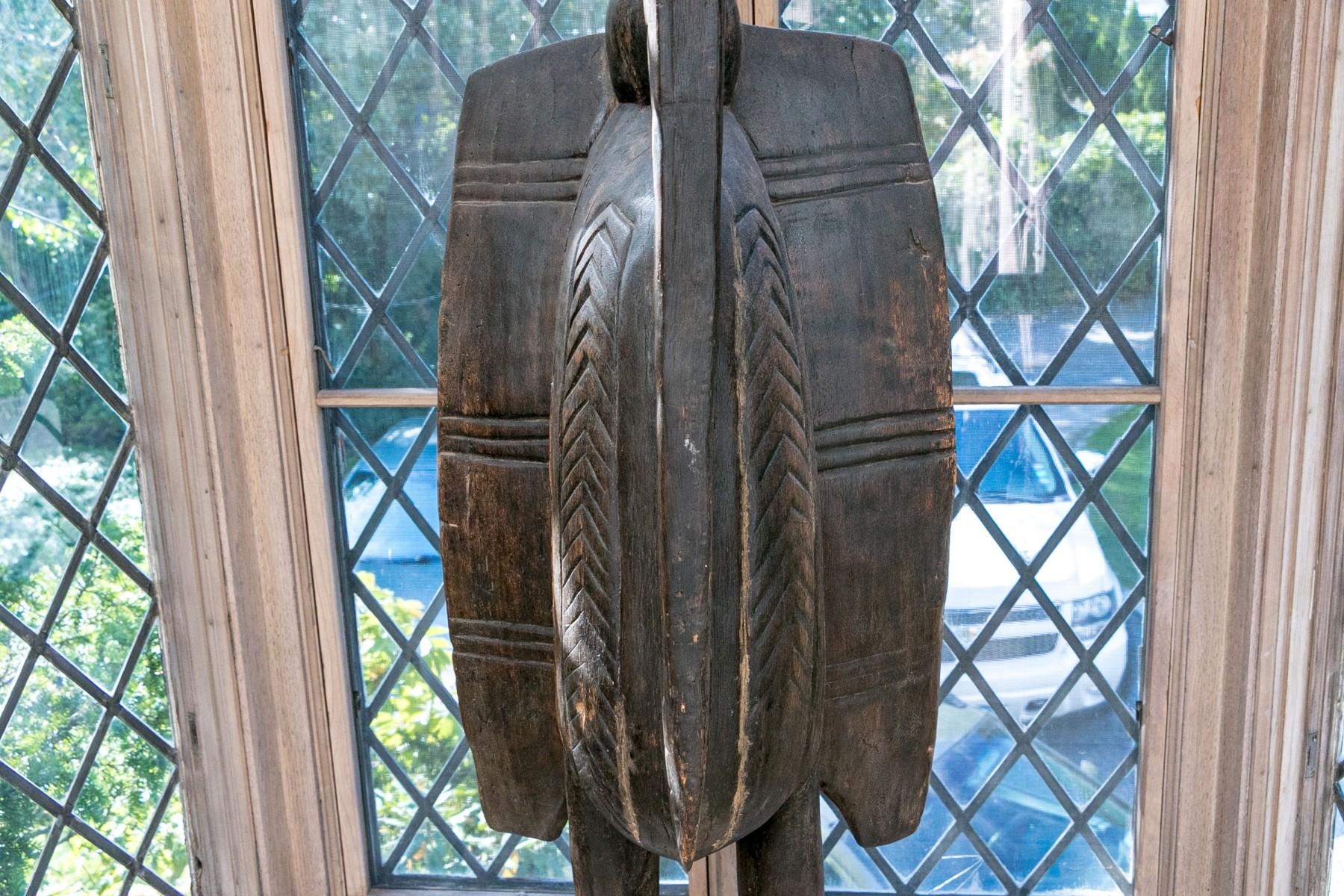 Vintage African Carved Wood Figure of a Large Hornbill Bird Sculpture Large For Sale 5