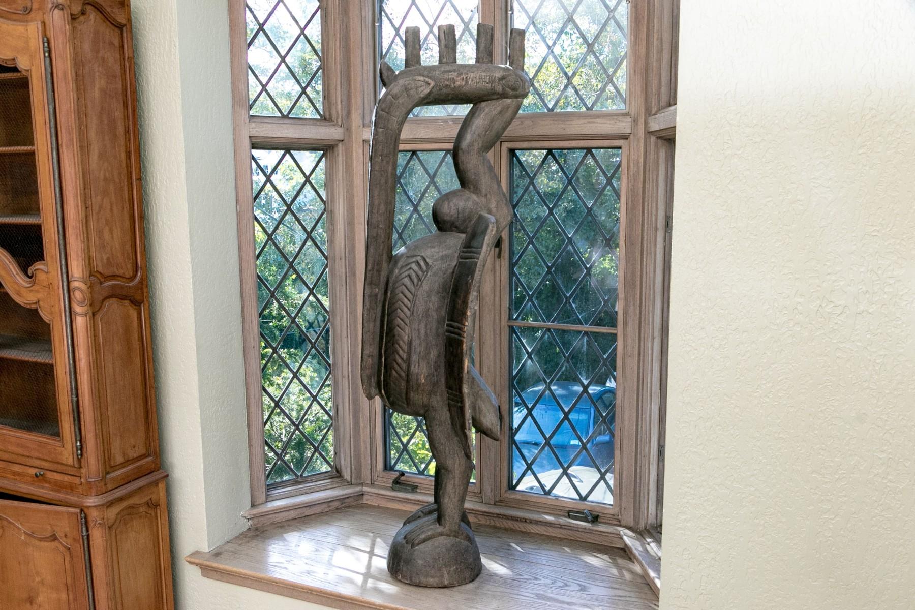 Vintage African Carved Wood Figure of a Large Hornbill Bird Sculpture Large For Sale 7