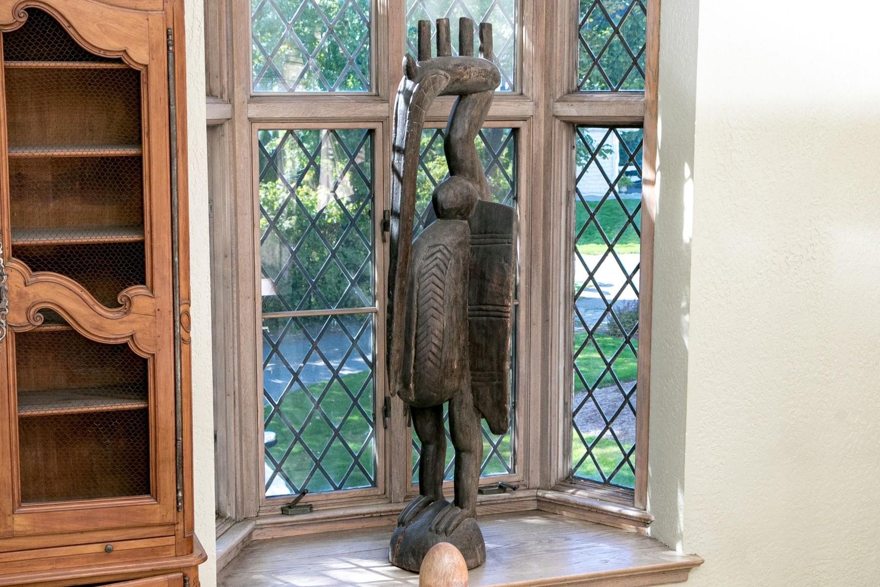 Vintage African Carved Wood Figure of a Large Hornbill Bird Sculpture Large In Good Condition For Sale In Rochester, NY
