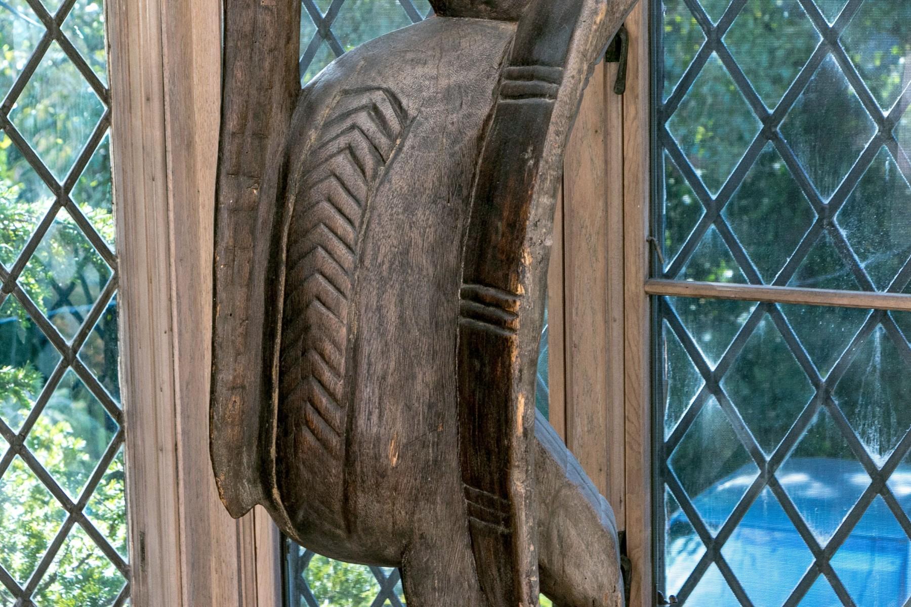 Vintage African Carved Wood Figure of a Large Hornbill Bird Sculpture Large For Sale 2