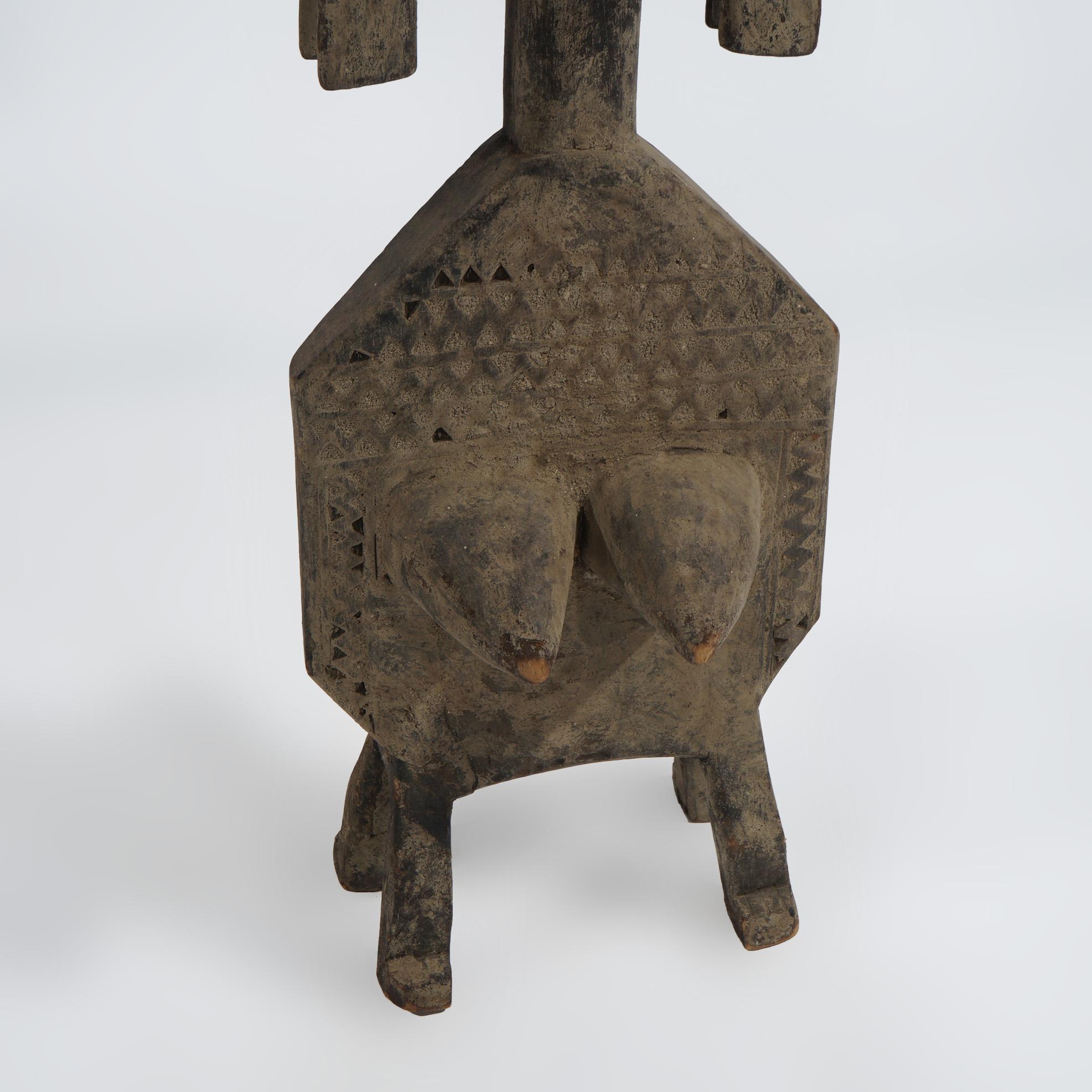 Vintage etnografico africano in legno intagliato Dea della fertilità C1960 in vendita 2
