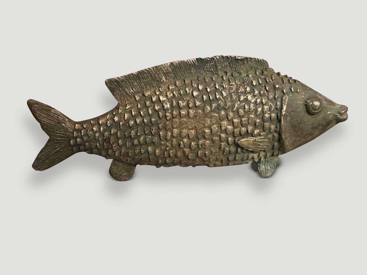 Incantevole pesce in bronzo proveniente dall'Africa, circa 1960.

Andrianna Shamaris. Il leader del moderno design organico.