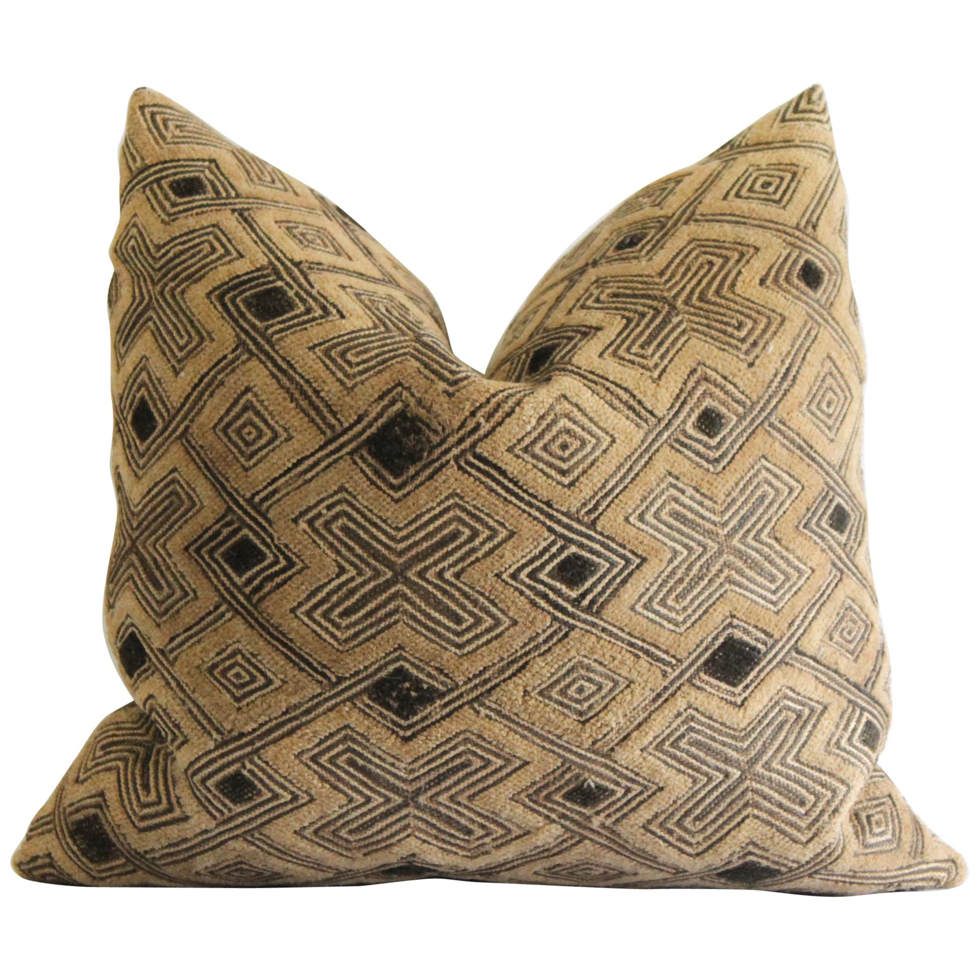Vintage African Kuba Cloth Pillow At 1stdibs Vintage African Kuba Cloth Pillow At 1stdibs