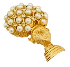 Vintage African lady pearl rhinestone brooch