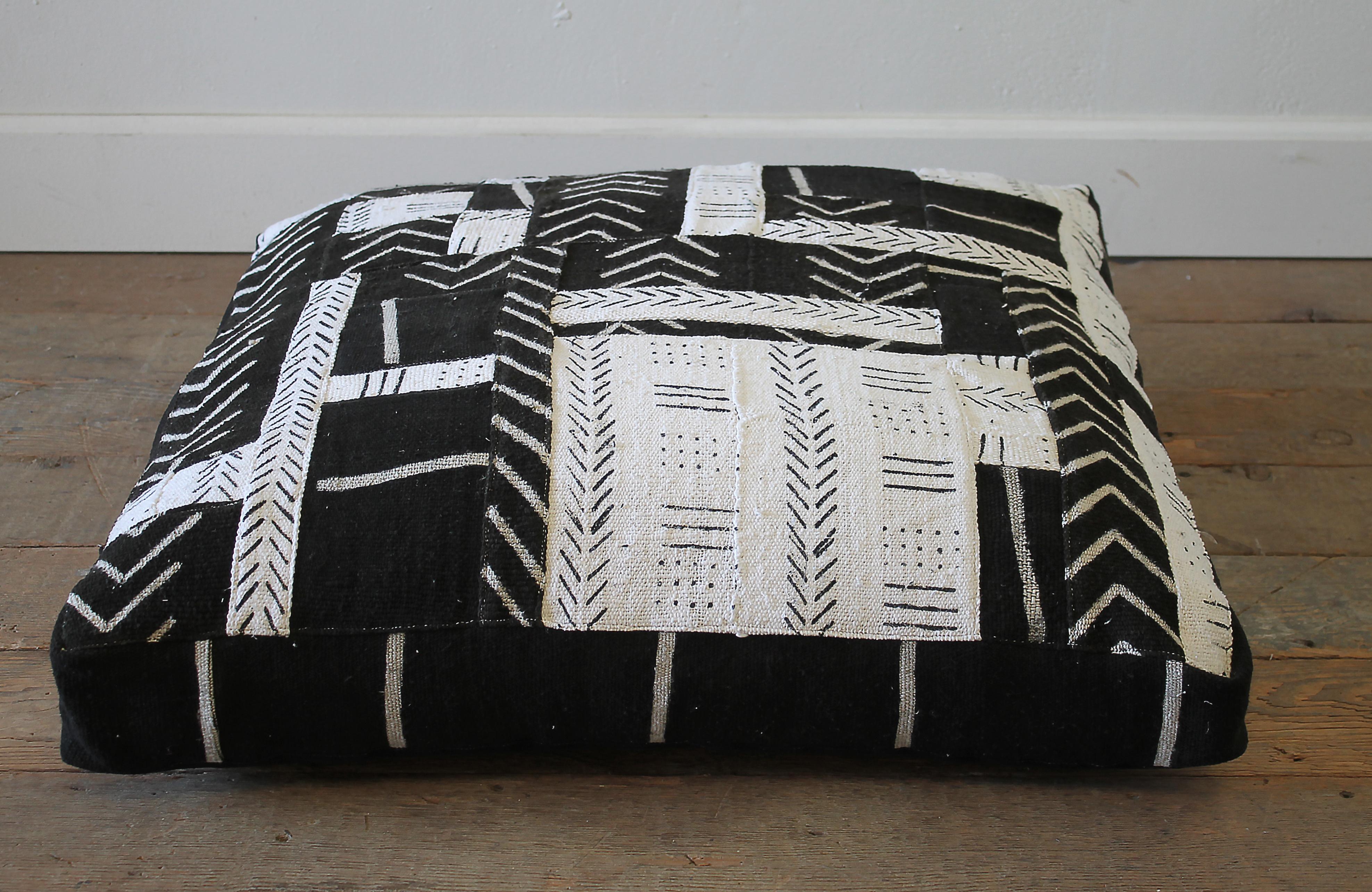 Vintage African mud cloth floor pillow pet bed by Full Bloom Cottage
Custom designed from vintage pieces of African mud cloths, with a black linen bottom. Zipper closure, this cover can be machine washed when needed. We custom-made inserts from a