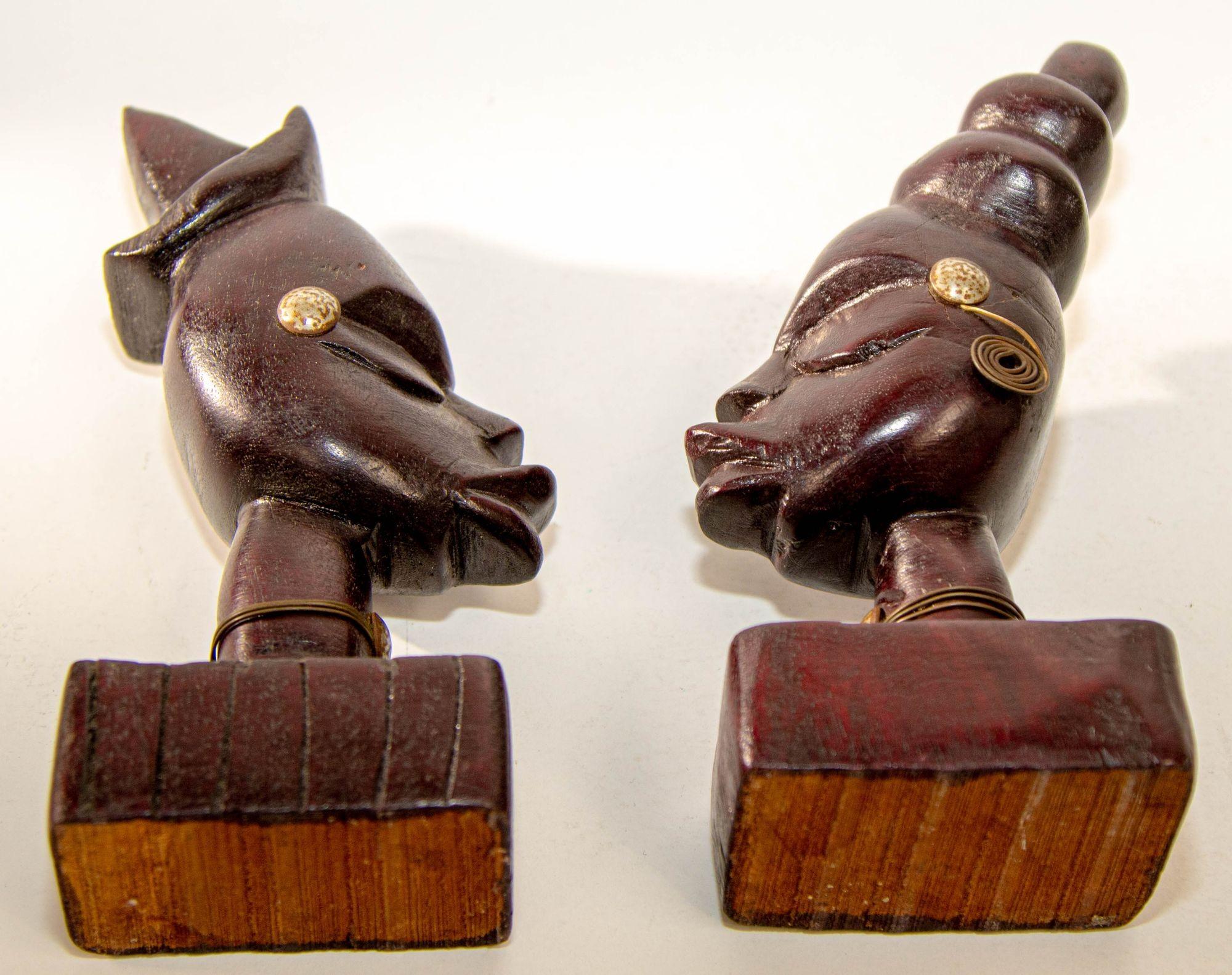 Folk Art Vintage African Pair of Wooden Hand Carved Busts Sculptures For Sale