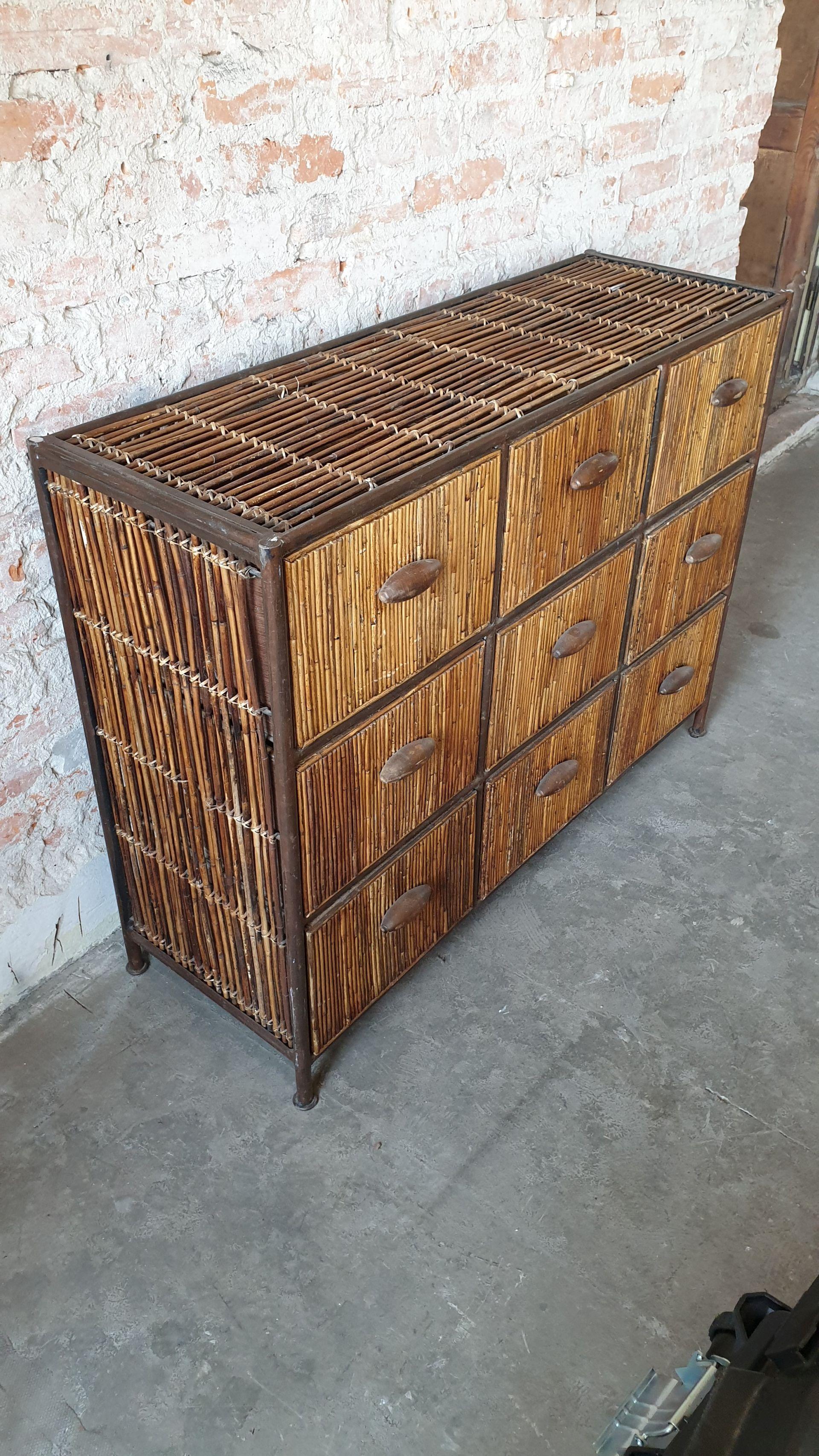 Detailed condition:
— This vintage item has no defects, but it may show slight traces of use.

Country of manufacture:
— South Africa

Measures: Height 90 cm
Width 120 cm
Depth 35 cm.
