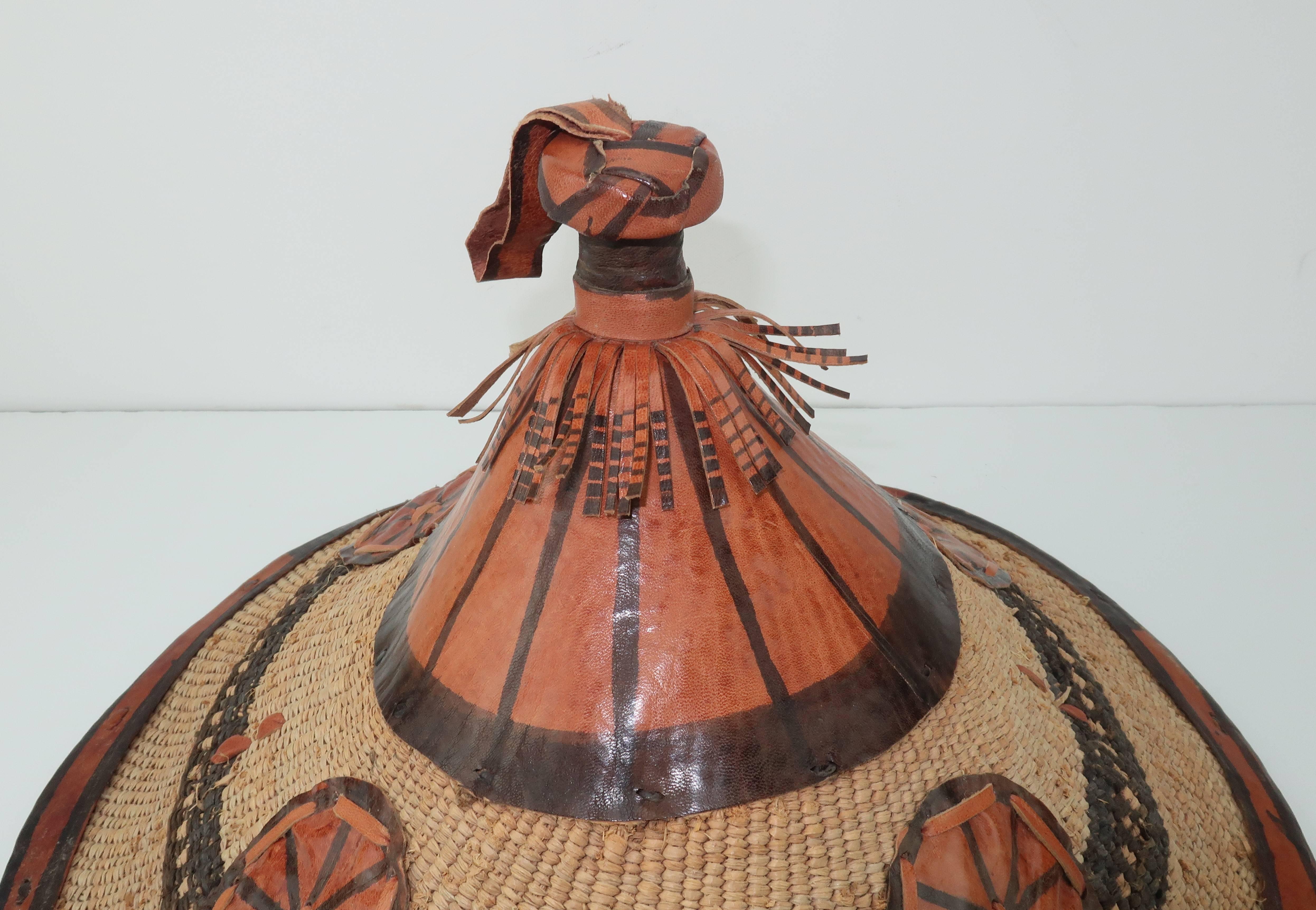 Vintage African Straw & Leather Pagoda Style Hat In Excellent Condition In Atlanta, GA