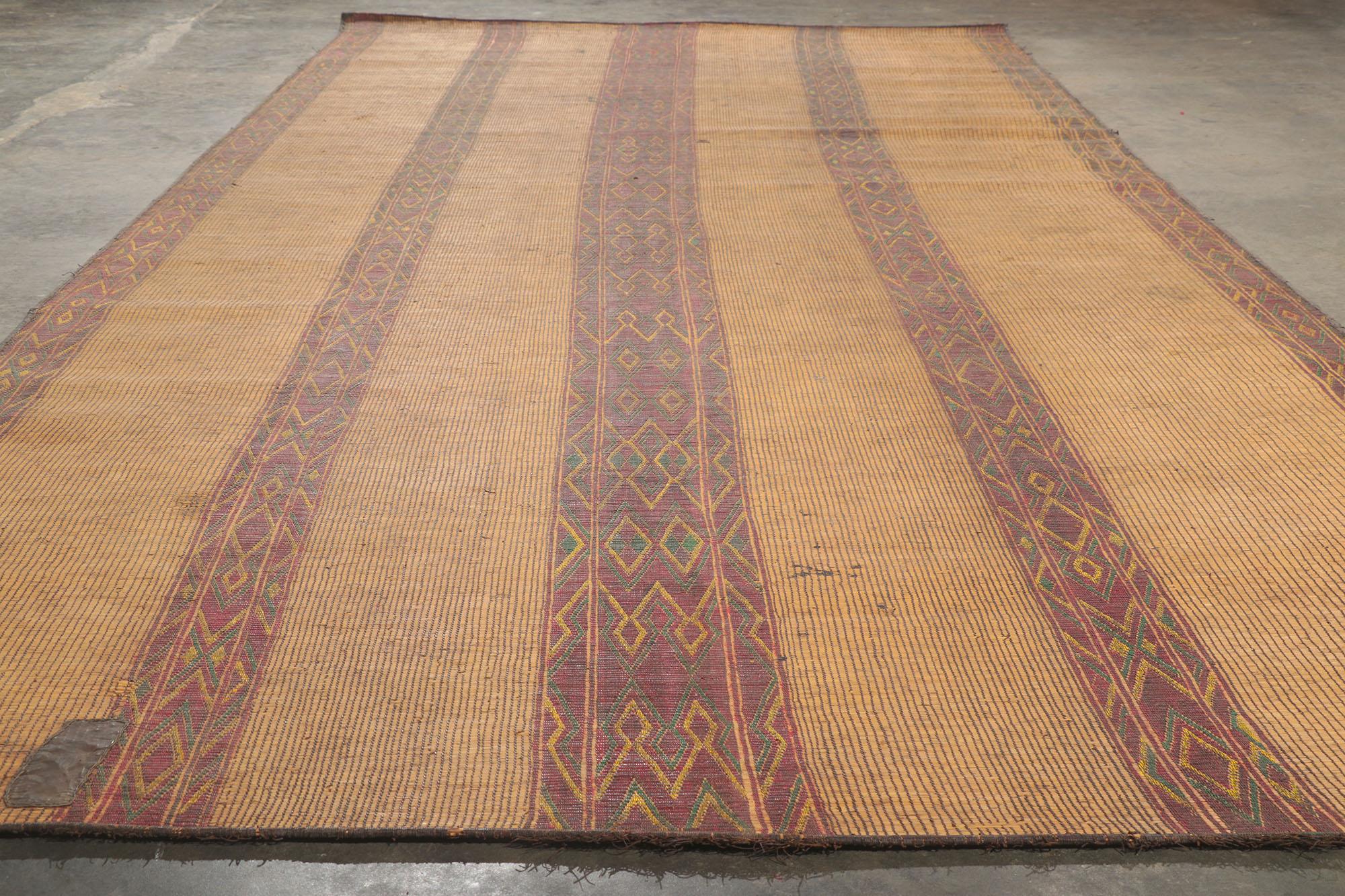 20ième siècle Mat africain vintage Tuareg en vente