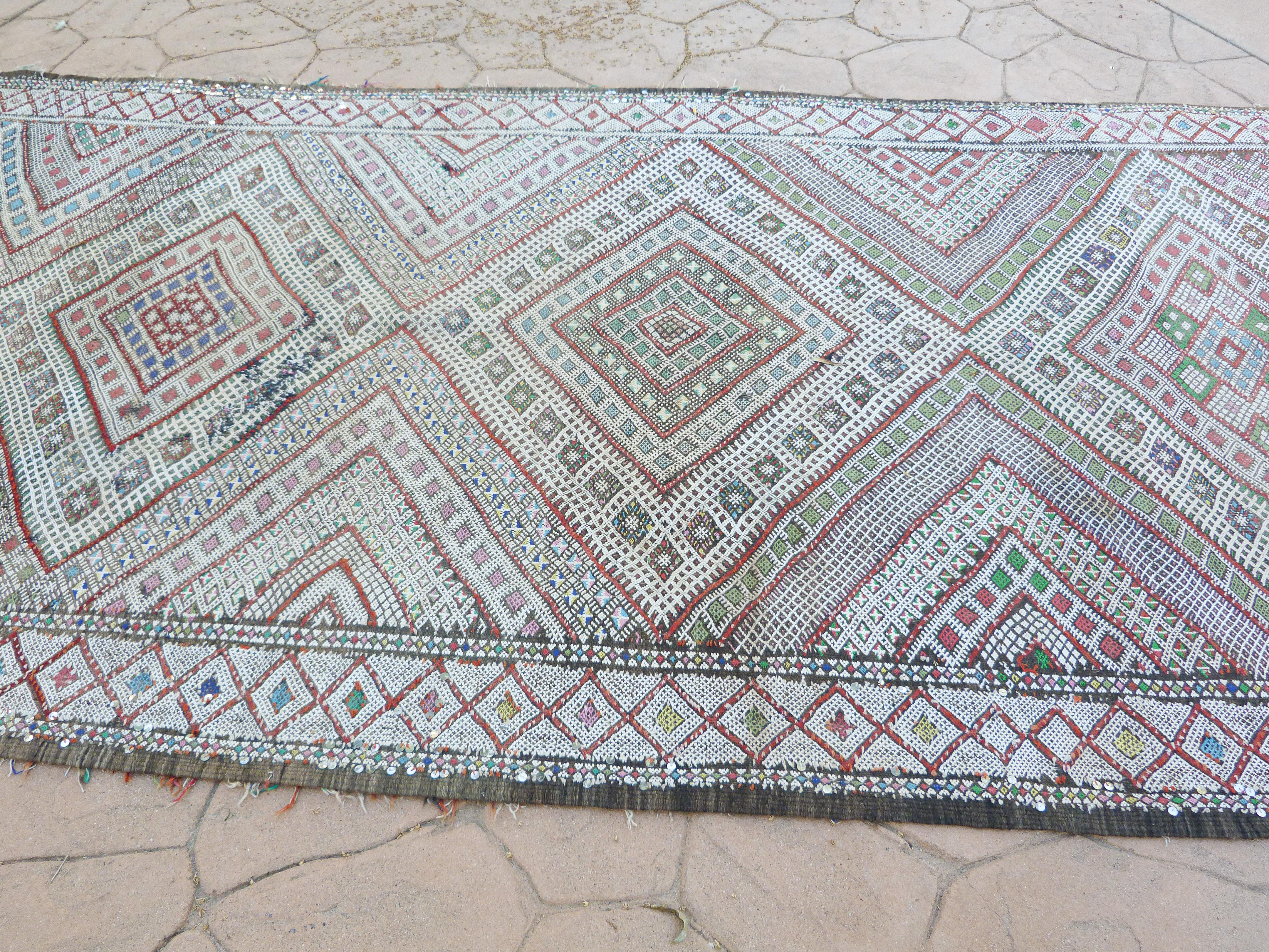 1960er Vintage Zemmour Marokkanischer Berberteppich Läufer im Angebot 4