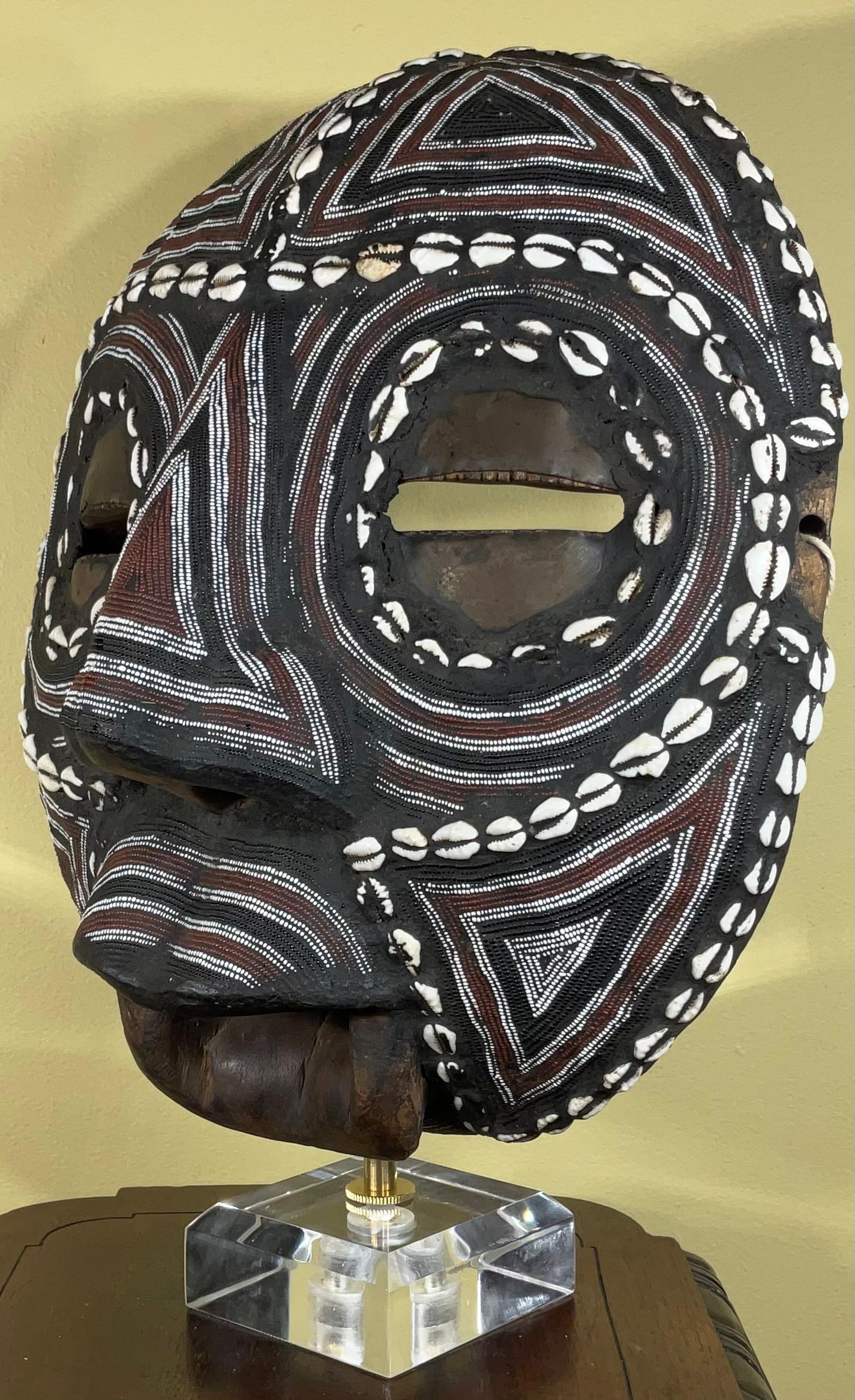 Hand-Crafted Vintage African Wood and Shell Mask For Sale