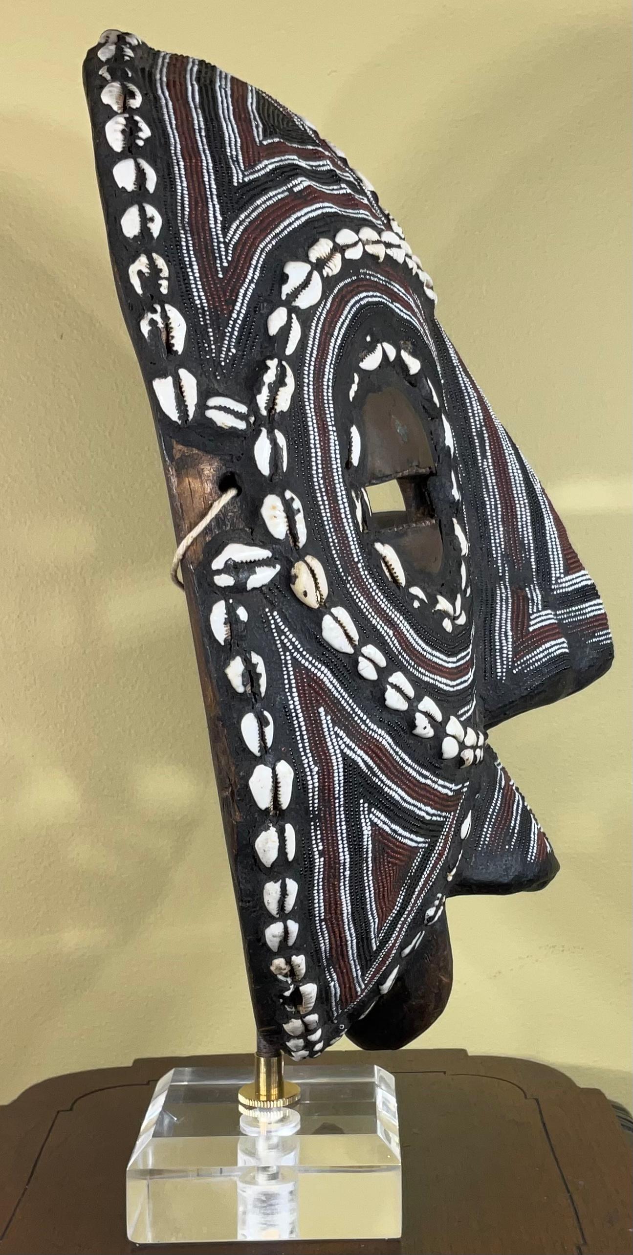 Vintage African Wood and Shell Mask For Sale 1