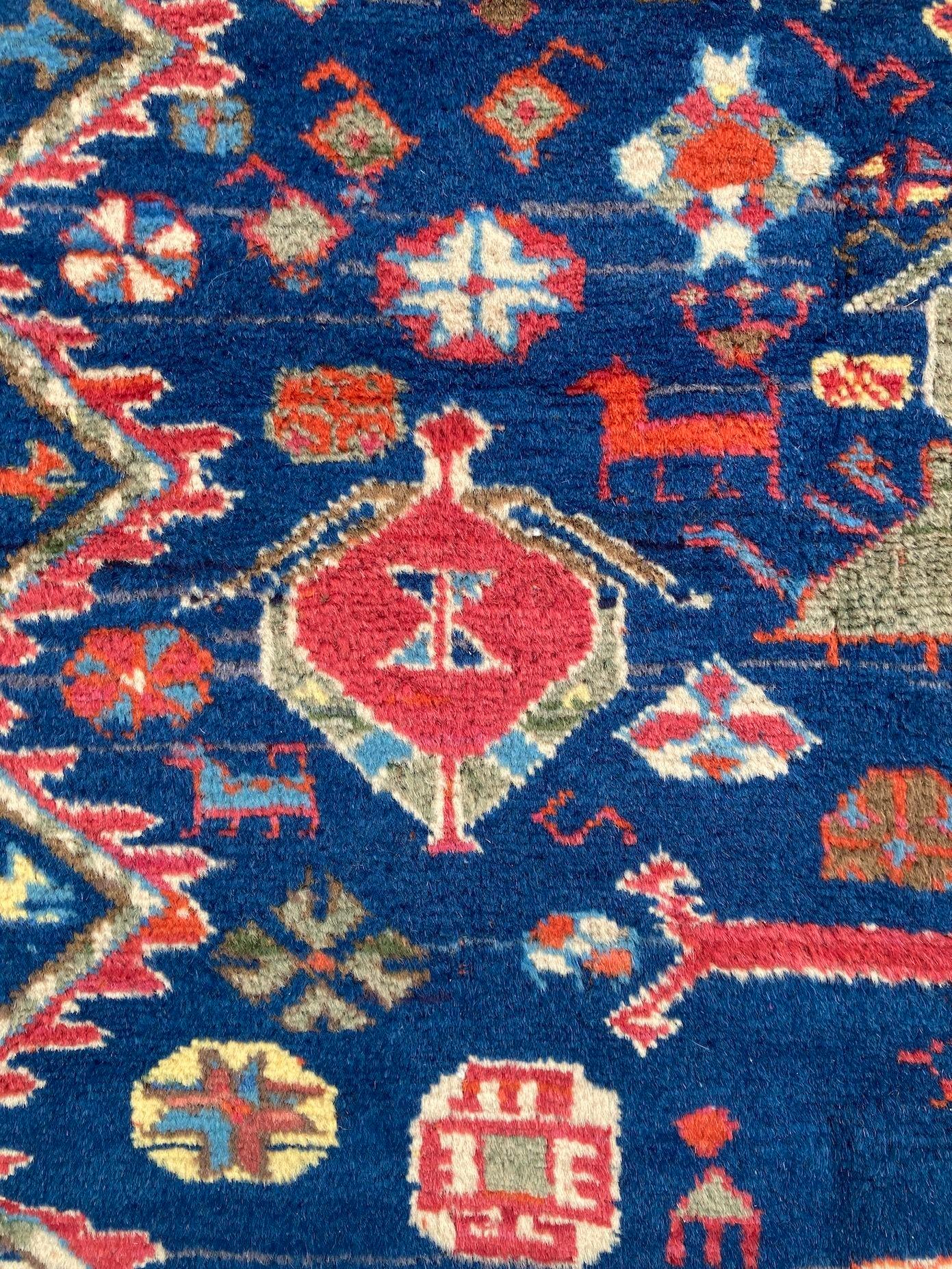 Vintage Afshar Carpet 2.92m x 2.03m For Sale 10