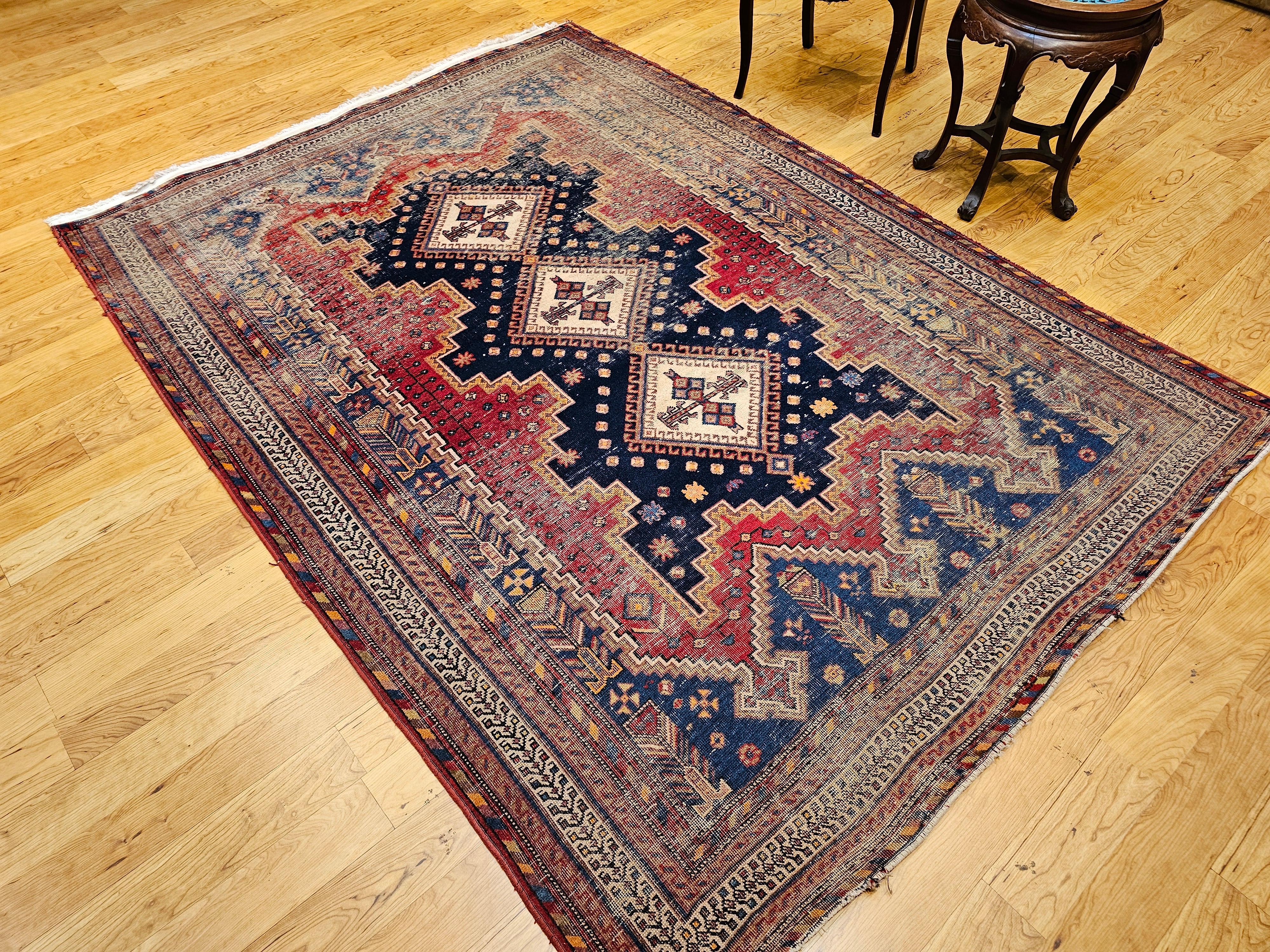 Afshar Stammeskunst-Teppich in geometrischem Muster, Vintage im Angebot 5