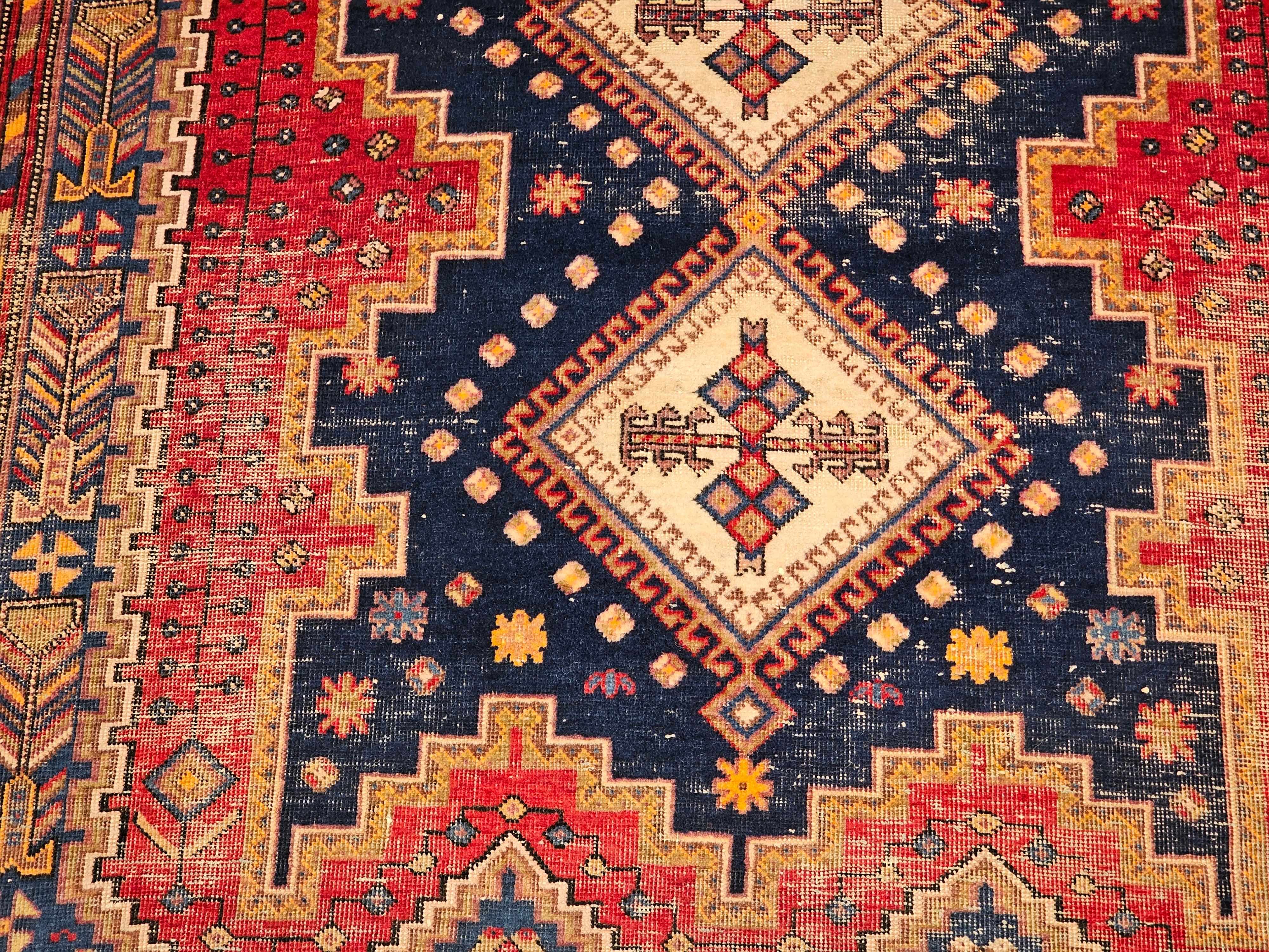Afshar Stammeskunst-Teppich in geometrischem Muster, Vintage (Handgewebt) im Angebot