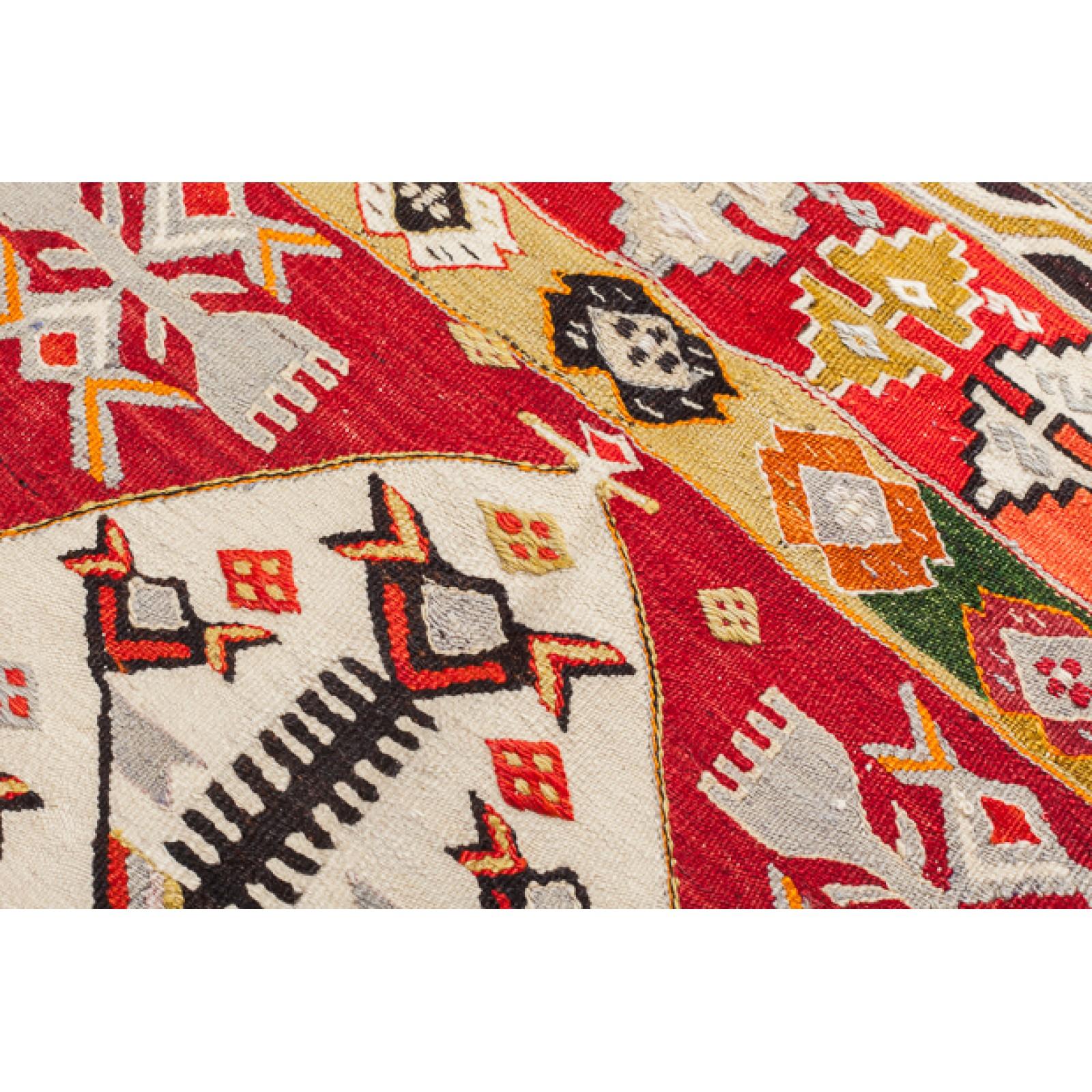 Afyon-Kelim West Anatolischer Teppich im Vintage-Stil, alter türkischer Teppich (20. Jahrhundert) im Angebot