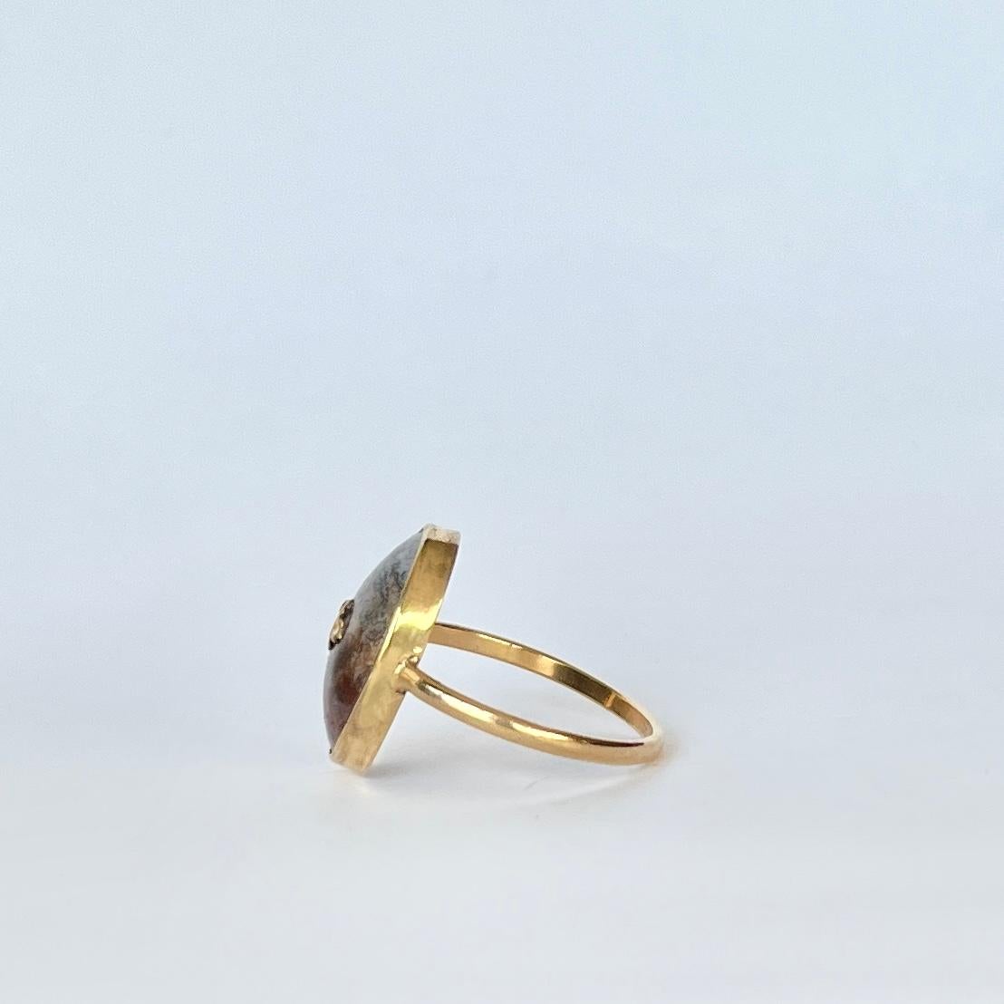 Vintage Agate and 9 Carat Gold Ring In Good Condition For Sale In Chipping Campden, GB