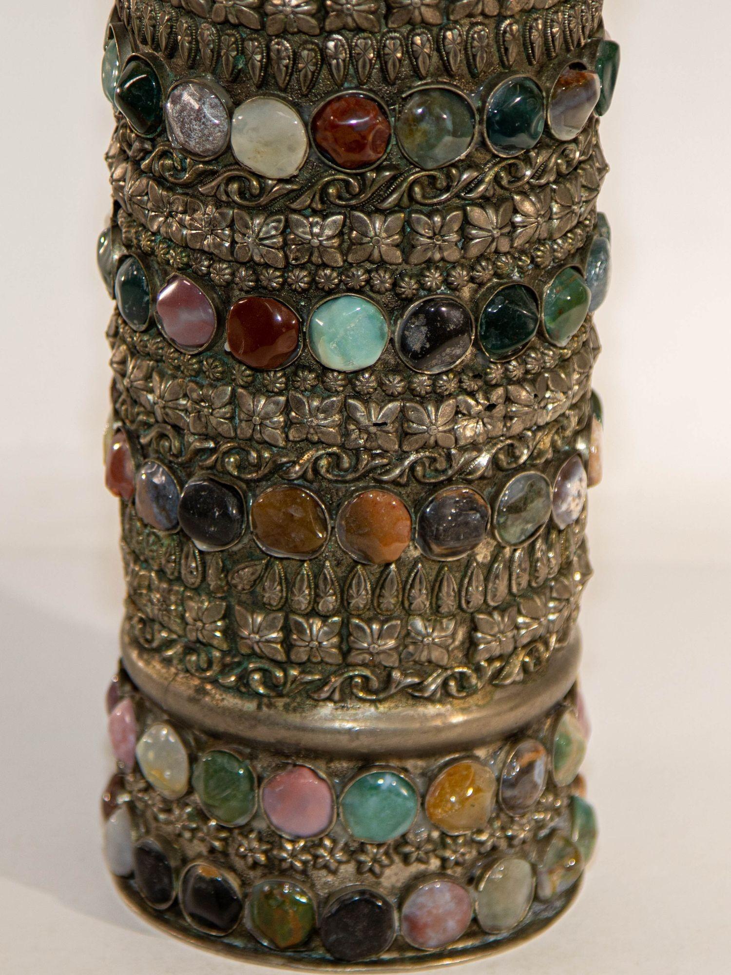 Vintage Achat Intarsien Juwelen marokkanischen Silber Kerzenständer (Maurisch) im Angebot