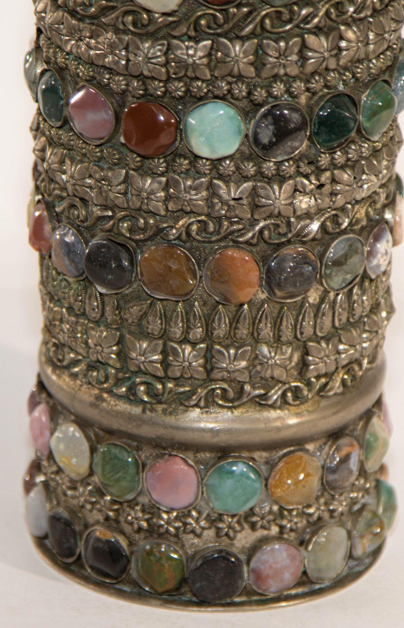 Vintage Achat Intarsien Juwelen marokkanischen Silber Kerzenständer im Zustand „Gut“ im Angebot in North Hollywood, CA