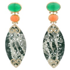 Vintage Agate Jade Diamond Earrings in 14 Karat Yellow Gold