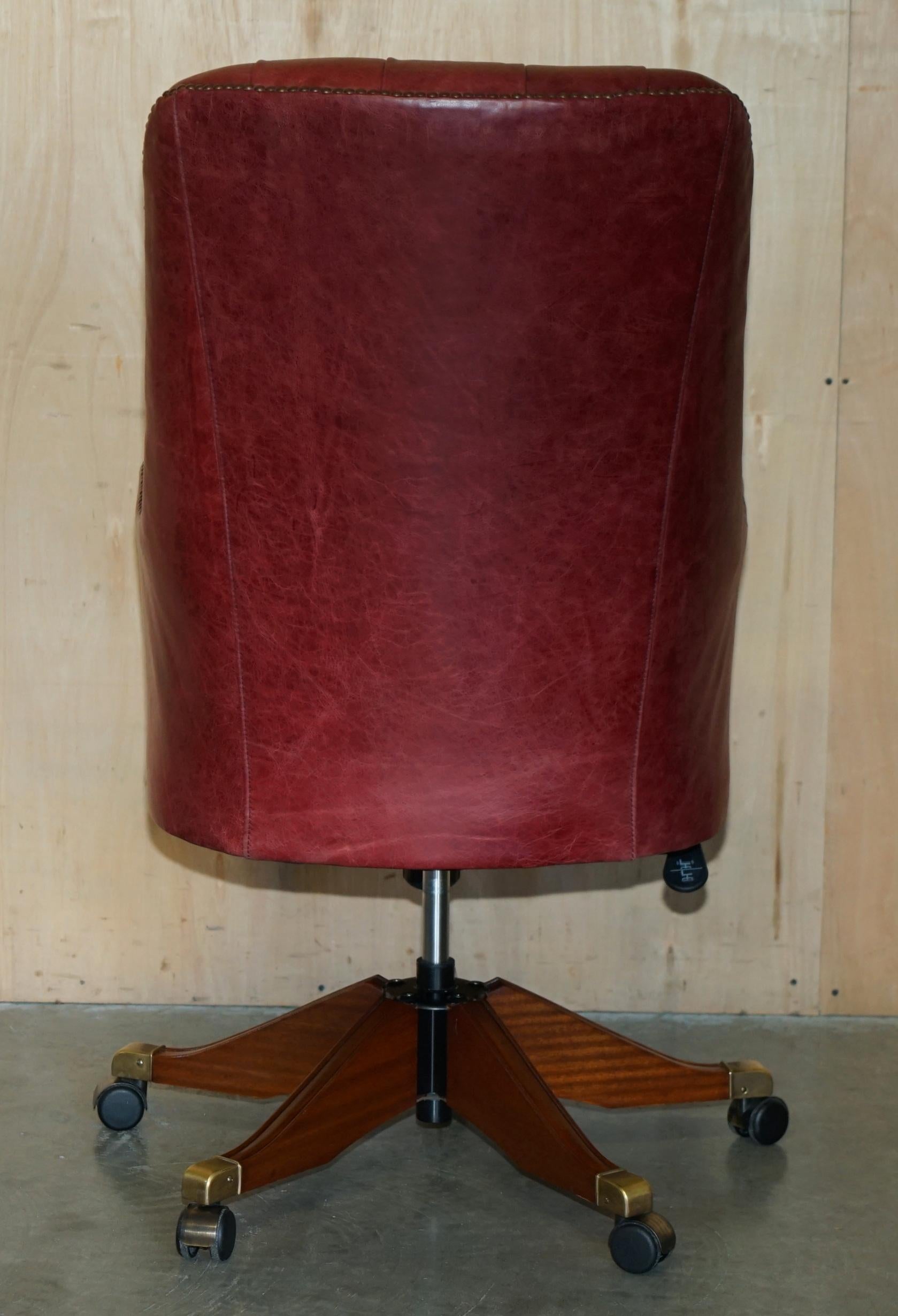 ViNTAGE AGED OXBLOOD LEATHER DIRECTOR'S CAPTAINS OFFICE CHESTERFIELD ARMCHAIR For Sale 6