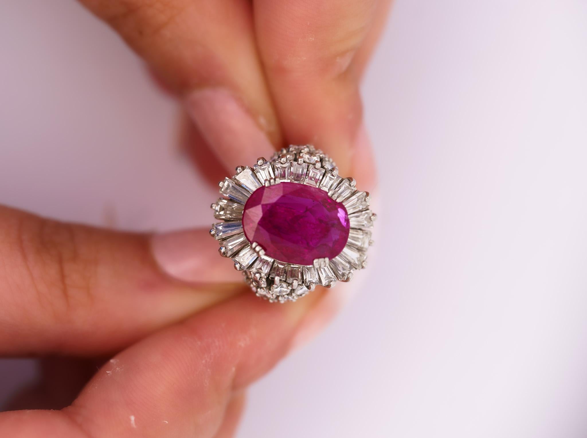 Vintage AGL Certified 6.95 Carat No Heat Burma Ruby & Diamond Cocktail Ring For Sale 2