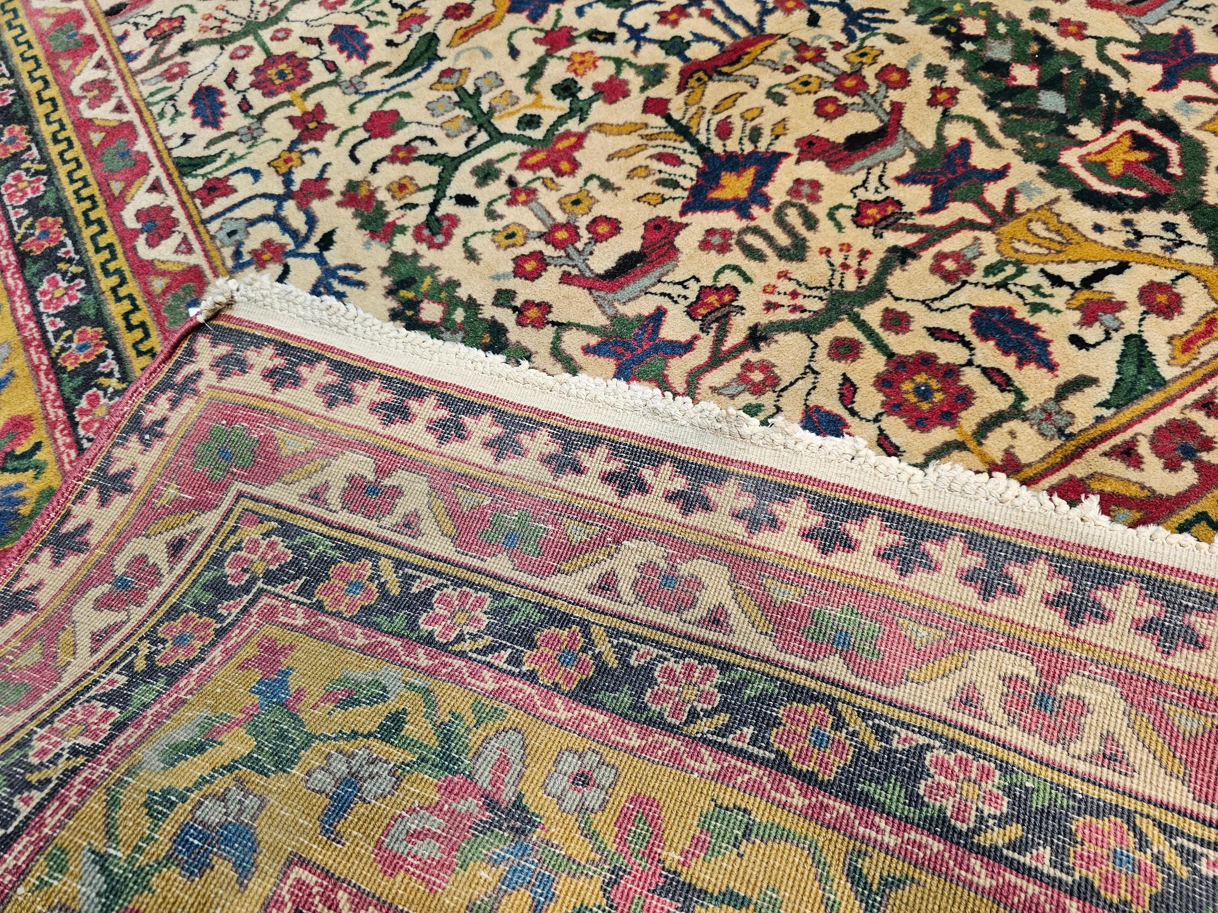 Alfombra Vintage Agra Gallery con diseño Árbol de la Vida en marfil y verde en venta 2