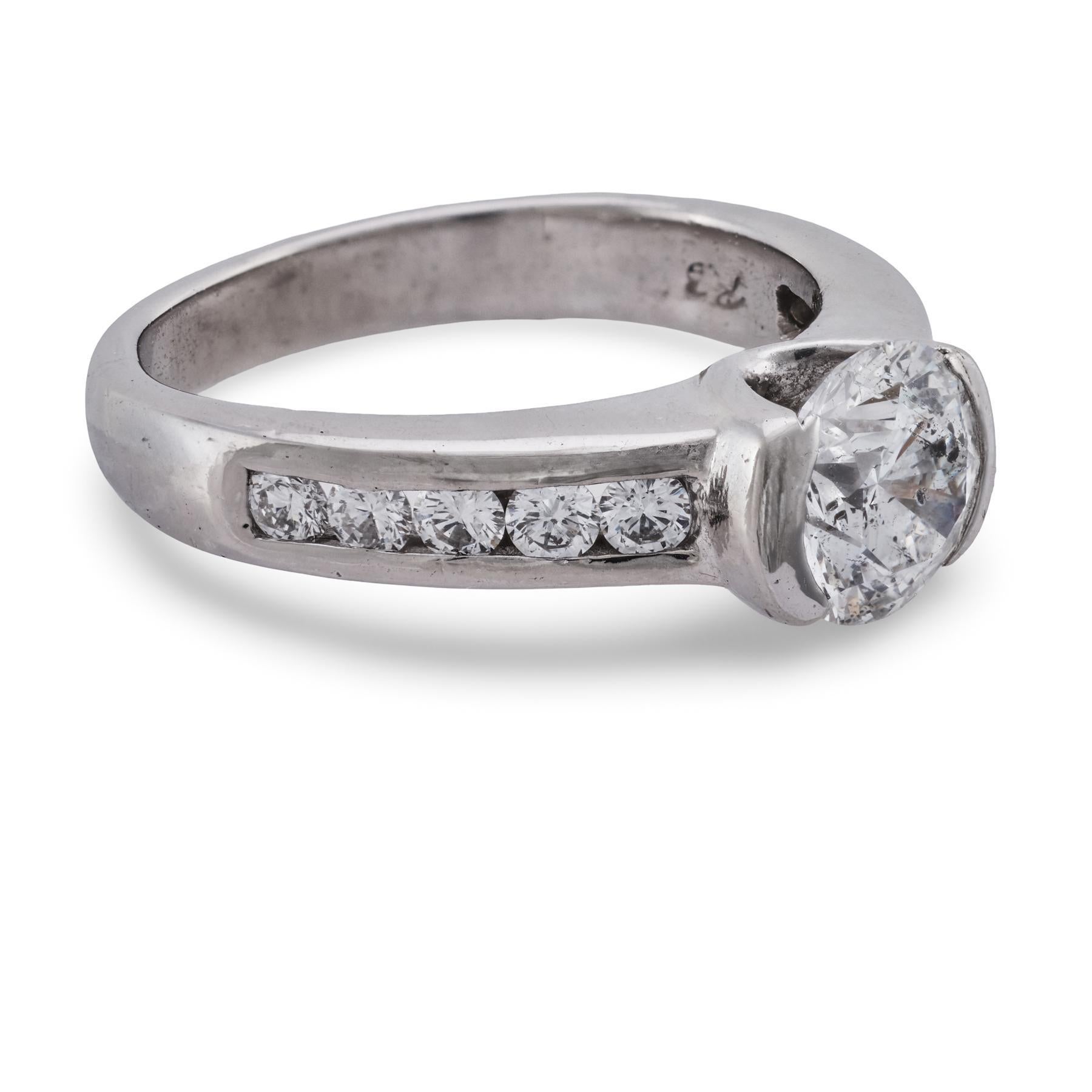 Anello di fidanzamento in platino AIG vintage con diamante rotondo taglio brillante da 1,50 carati In condizioni buone in vendita a Beverly Hills, CA