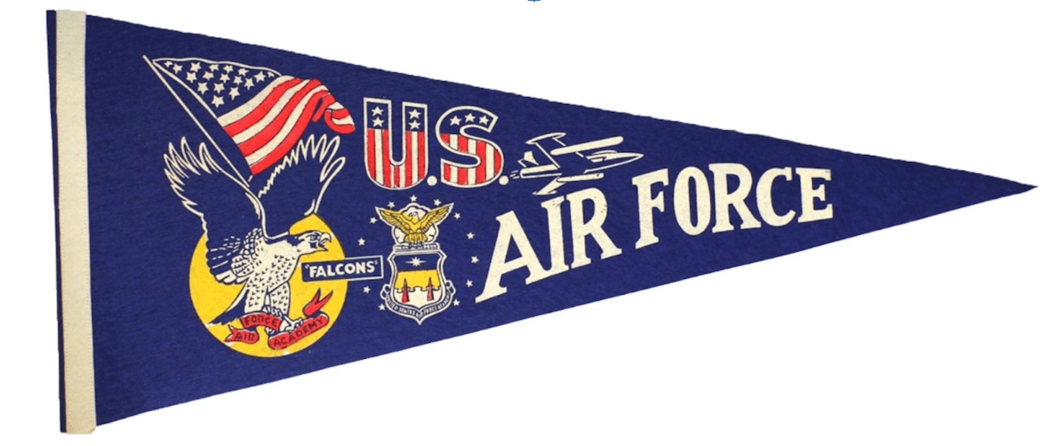 Pennant d'epoca dell'Air Force Academy Falcons, circa anni '50 in vendita 1