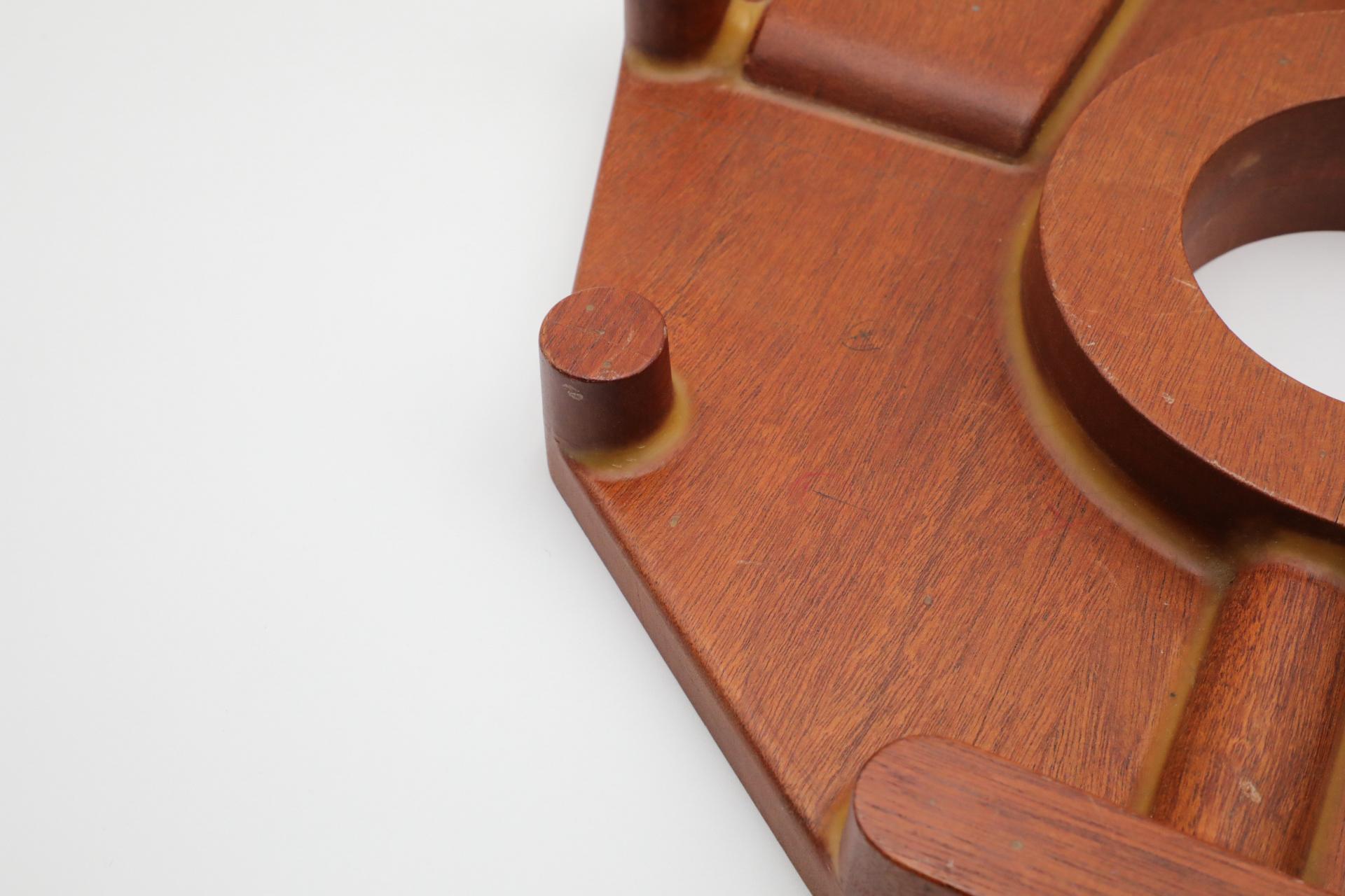 Stampo per parti di aeroplano vintage / Scultura astratta in Wood in vendita 10