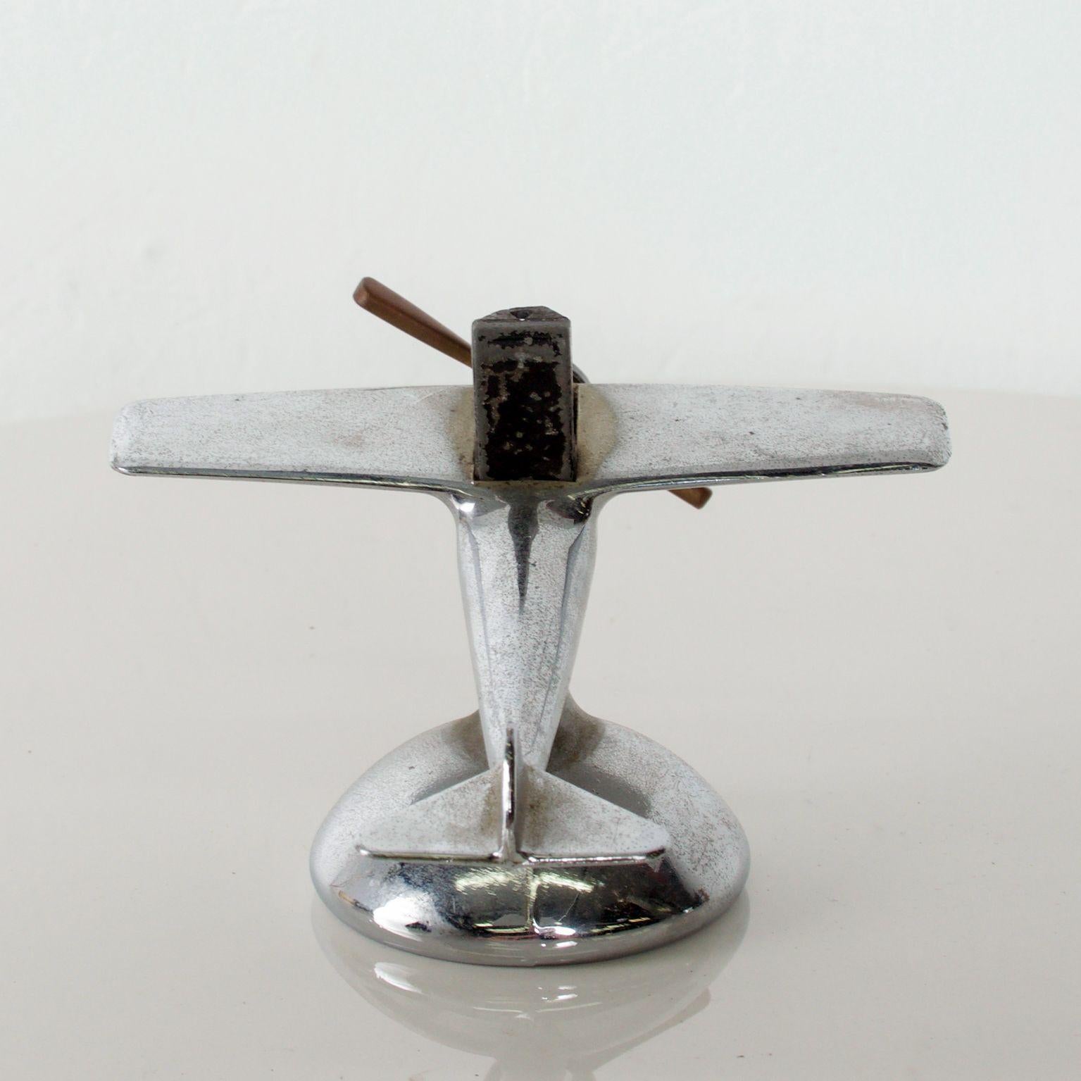 Mid-20th Century 1930s Art Deco AIRFLAME Chrome Airplane Table Cigarette Lighter