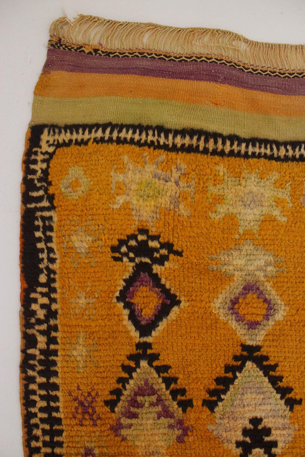Vintage Ait Ouaouzguite rug - Yellow/purple/black - 5x12.1feet / 152x370cm For Sale 14
