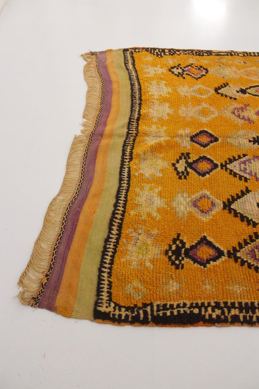 Wool Vintage Ait Ouaouzguite rug - Yellow/purple/black - 5x12.1feet / 152x370cm For Sale