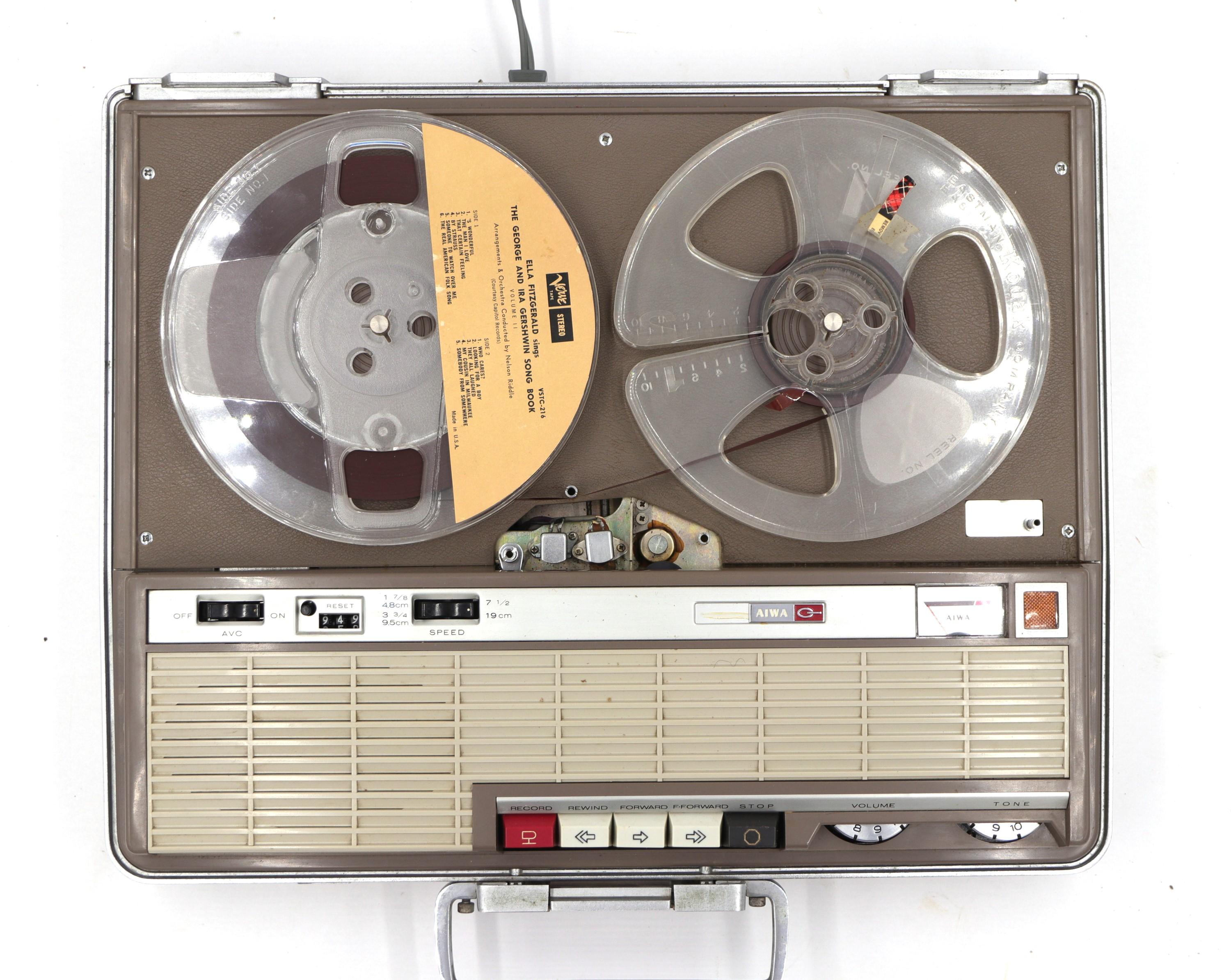 Plastic Vintage Aiwa Portable Reel to Reel Transitor Recorder/ Player Solid State, Case