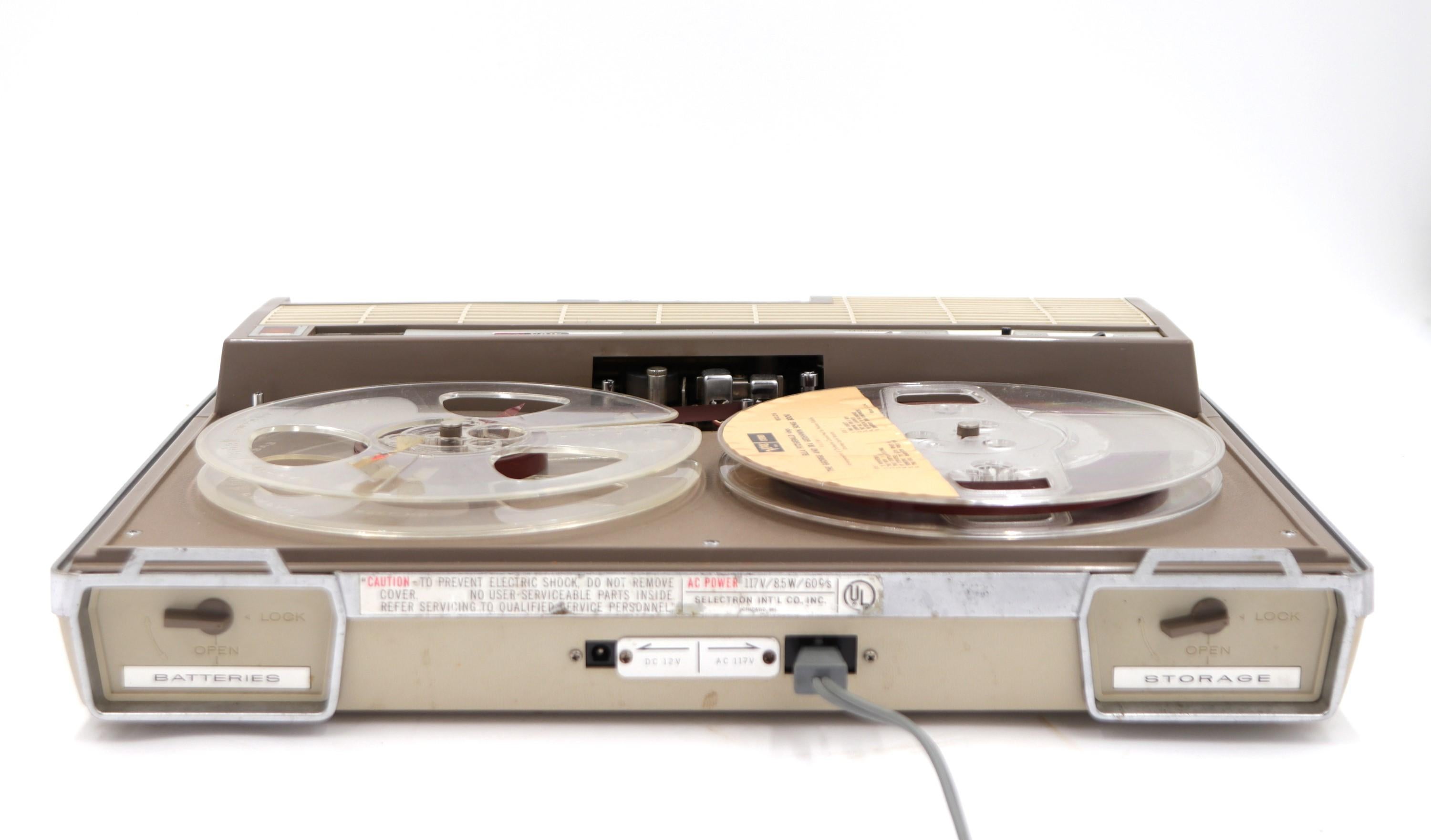 Vintage Aiwa Portable Reel to Reel Transitor Recorder/ Player Solid State, Case 5