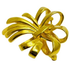 Vintage AK ANNE KLEIN signed gold tone designer brooch