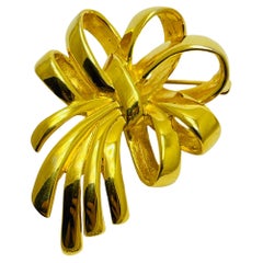 Vintage AK ANNE KLEIN signed gold tone designer brooch