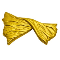 Vintage AK ANNE KLEIN signed matte gold tone enamel designer brooch