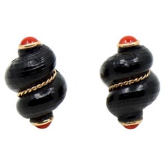 Vintage A.K Kolelni Gold Tone Black 
Red Conch Earrings