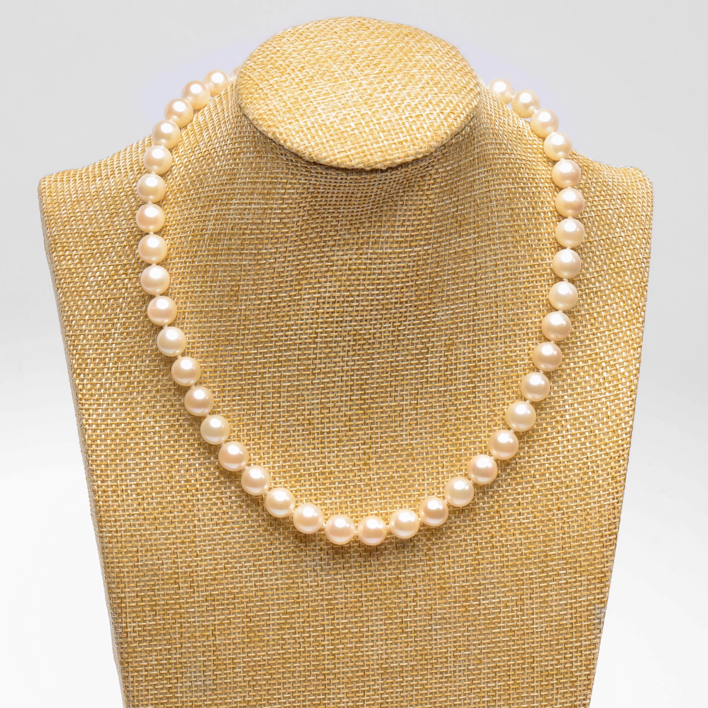 Bead Vintage Akoya Pearl Necklace circa 1950s Thick Nacre & Classic Elegance