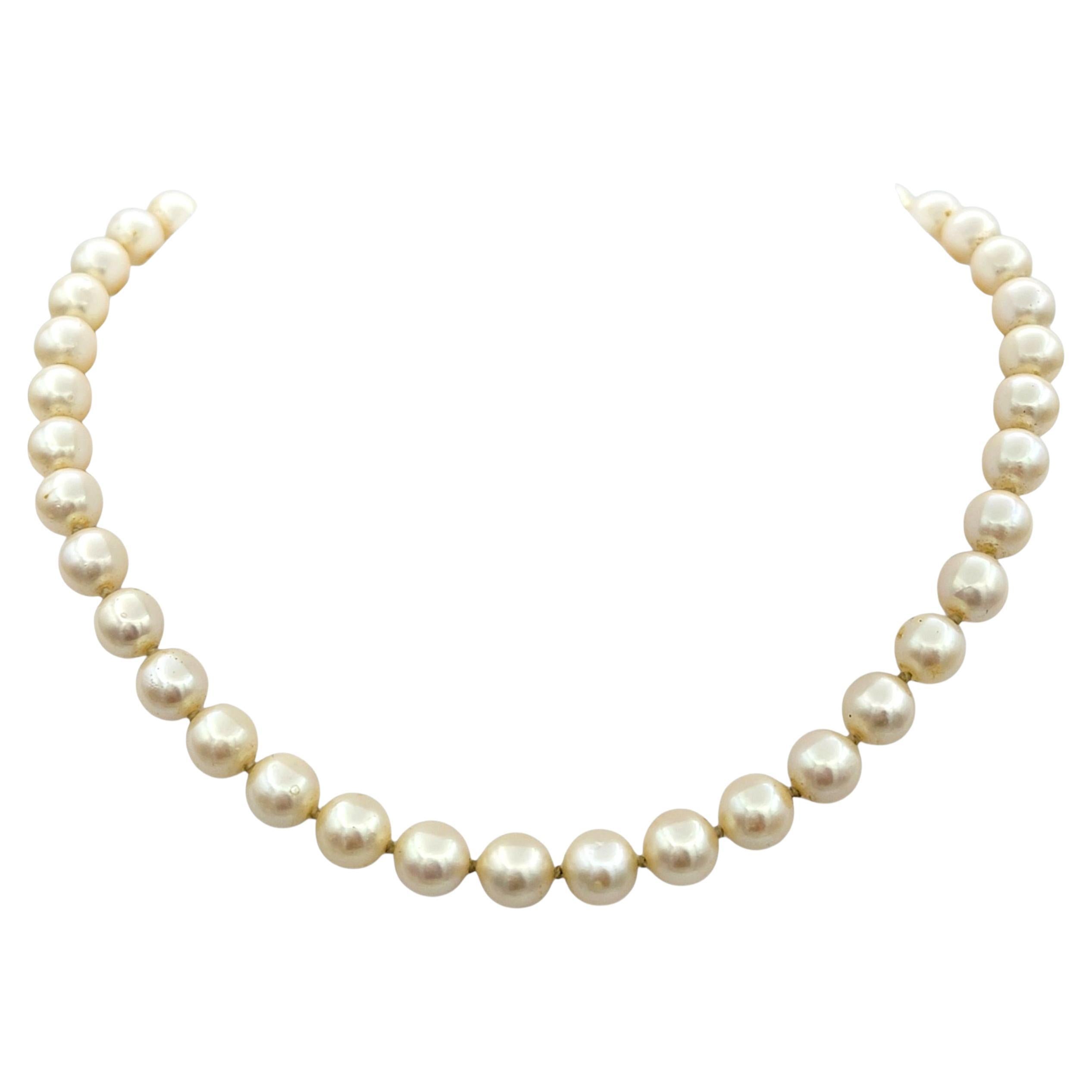 Collier vintage de perles d'Akoya avec perles de Tahiti et fermoir en diamant en or 14 carats