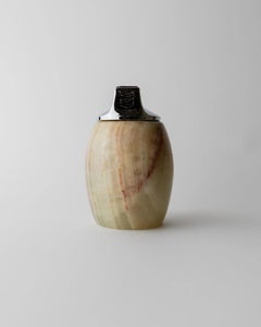 Accendino da tavolo vintage in alabastro, di Piezo Italy, design in pietra verde e beige, anni '60