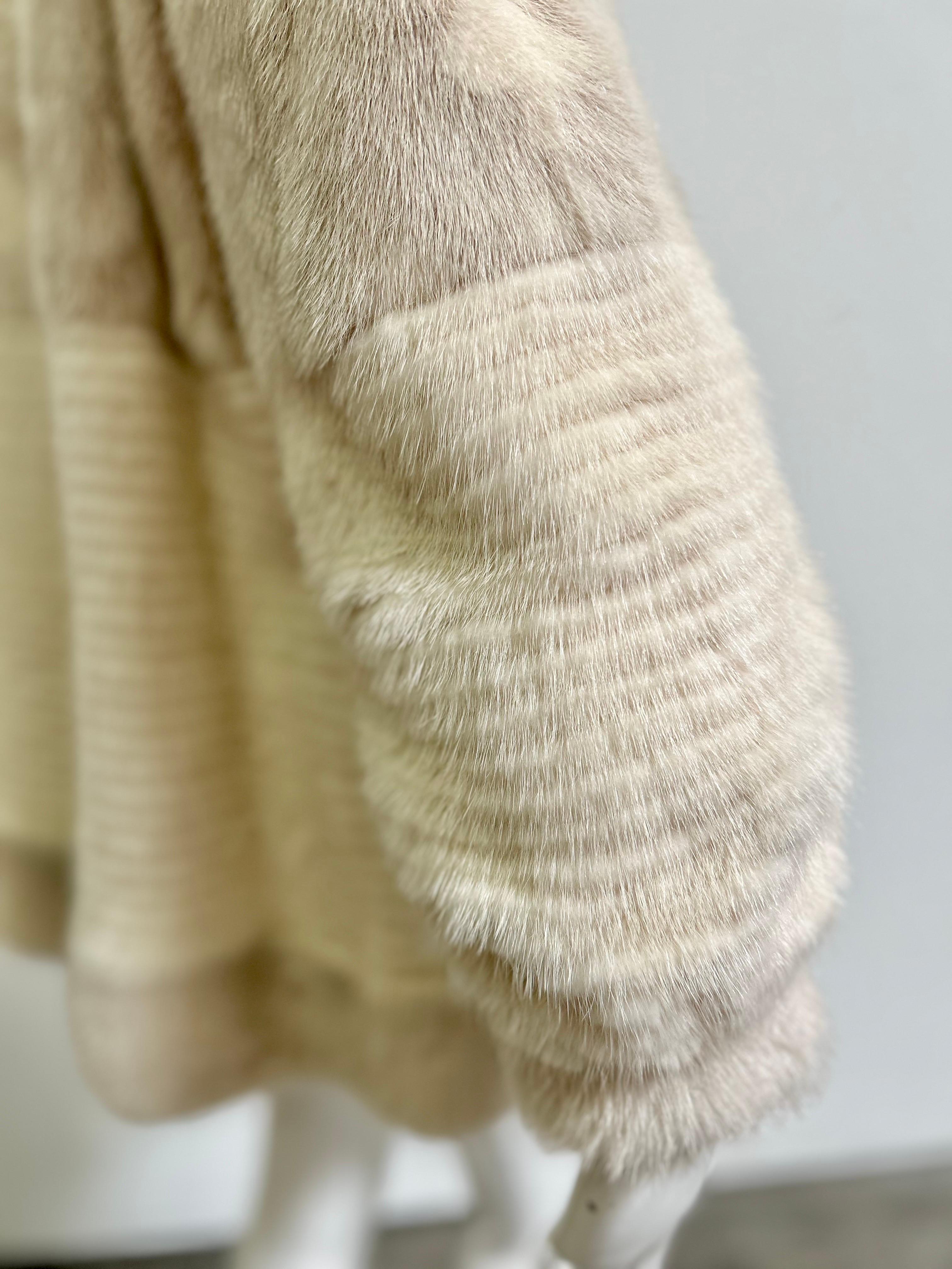 Vintage Aladino Stefani Platinum + Silver Mink Fur Jacket/ Coat 7