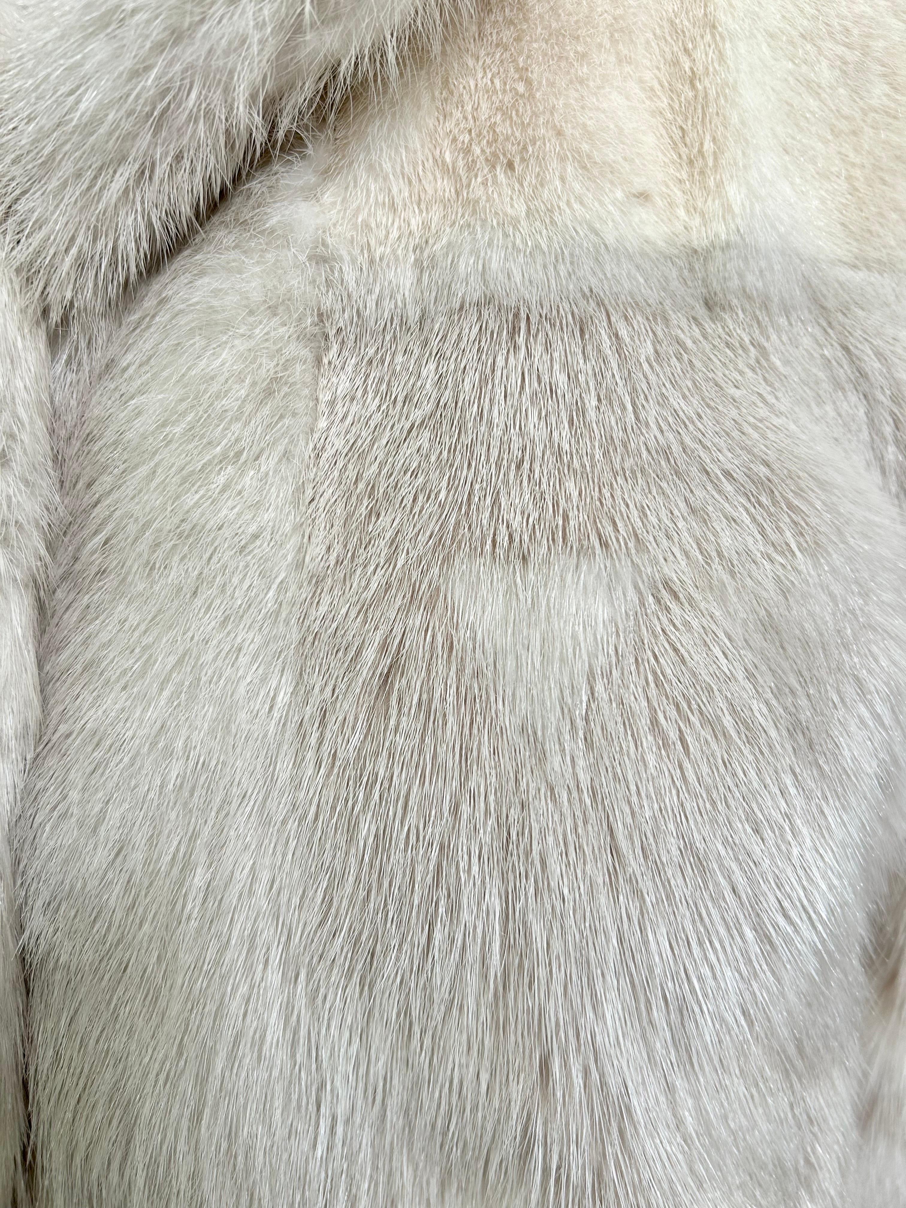 Vintage Aladino Stefani Platinum + Silver Mink Fur Jacket/ Coat 3