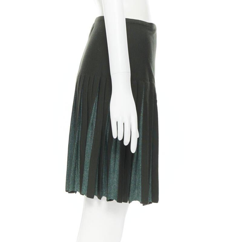 vintage ALAIA dark green wool blend pleated hem wrap flared skirt FR40 M en Excelente estado para la venta en Hong Kong, NT