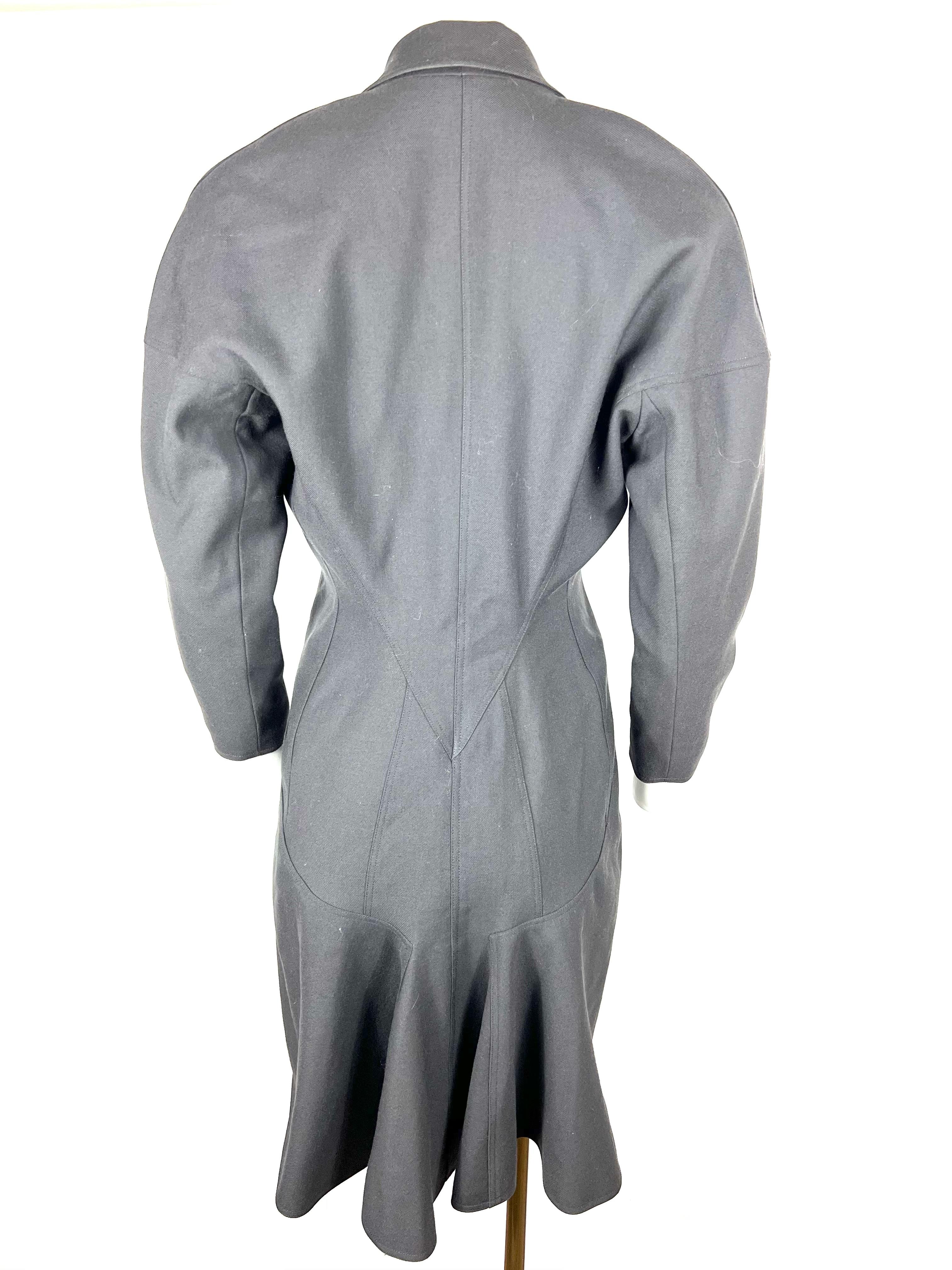 Vintage Alaïa Wool Coat Dark Grey, Size 8 For Sale 3