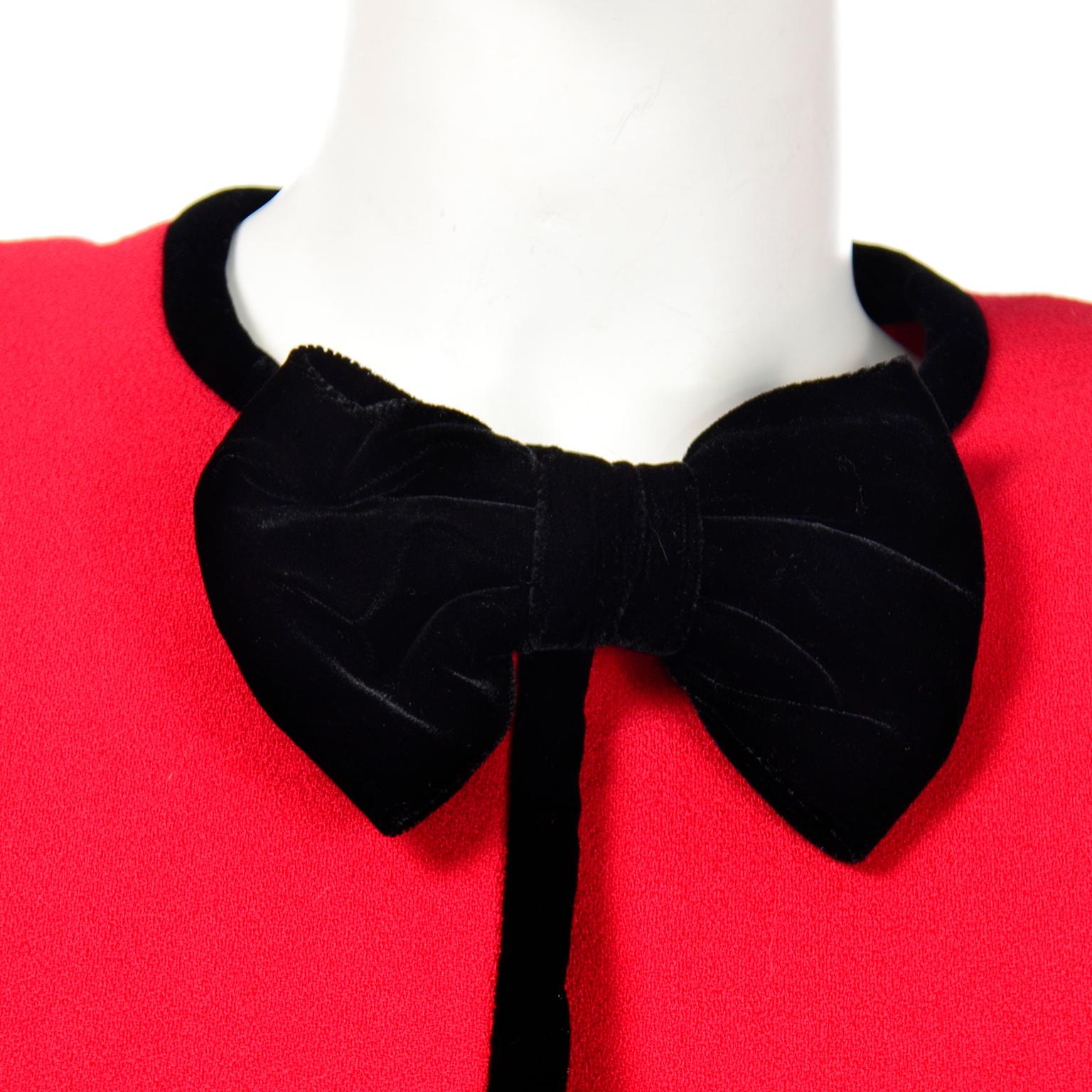 Vintage Albert Nipon Red Wool Skirt & Jacket Suit W Black Velvet Bows Deadstock In Excellent Condition In Portland, OR
